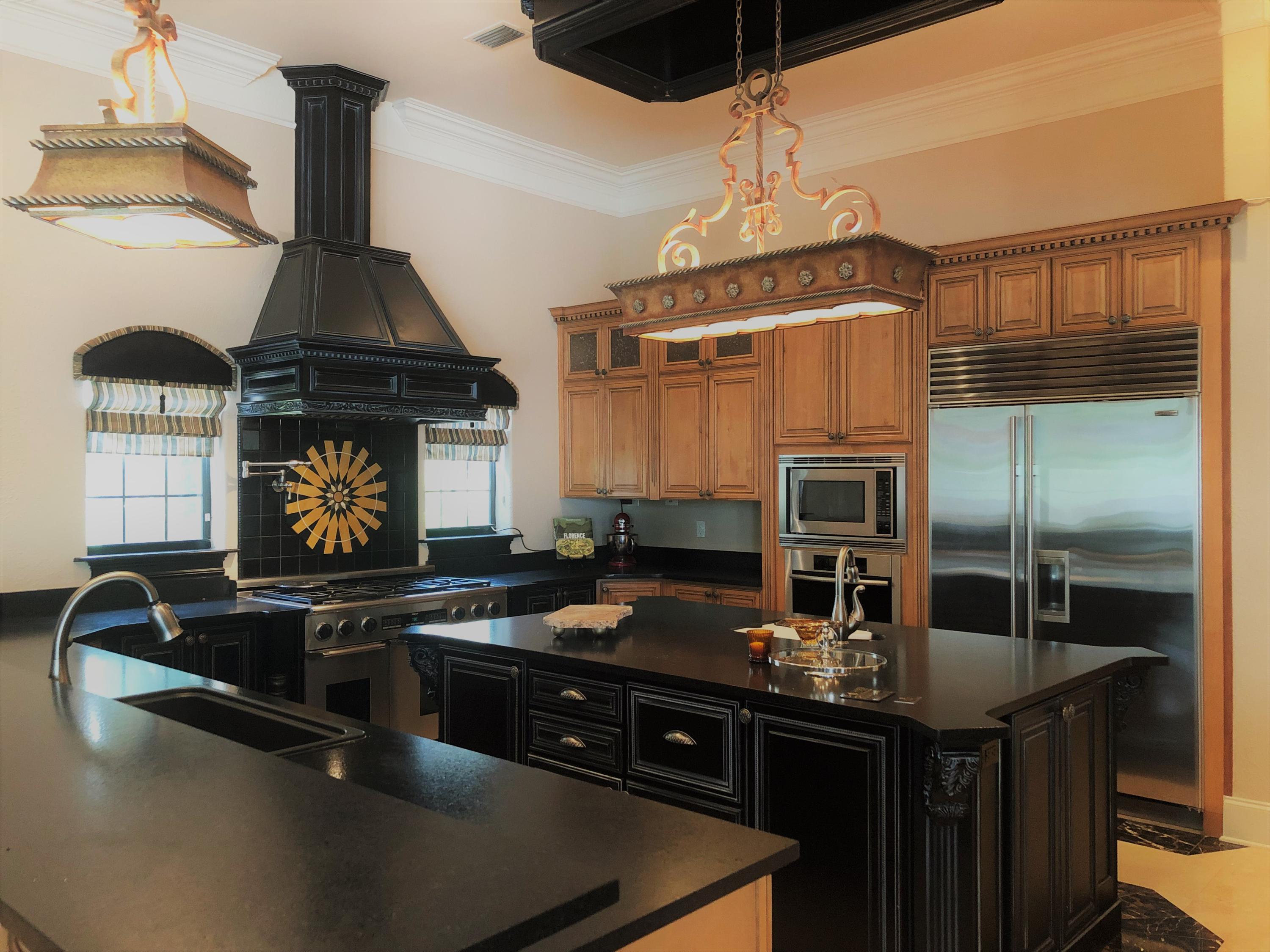 BURNT PINE - Residential