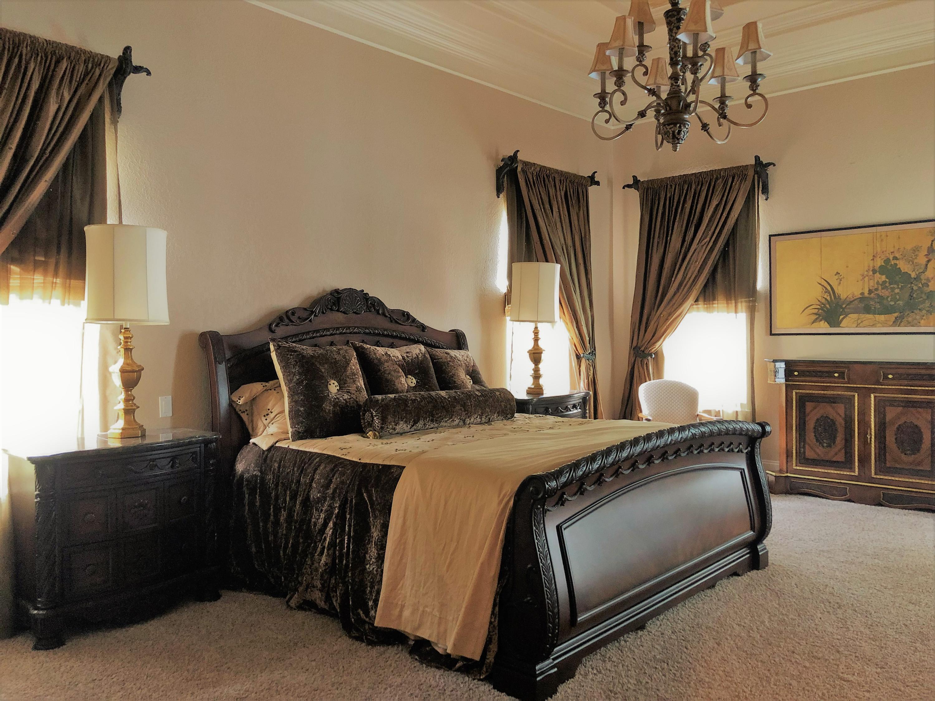 BURNT PINE - Residential