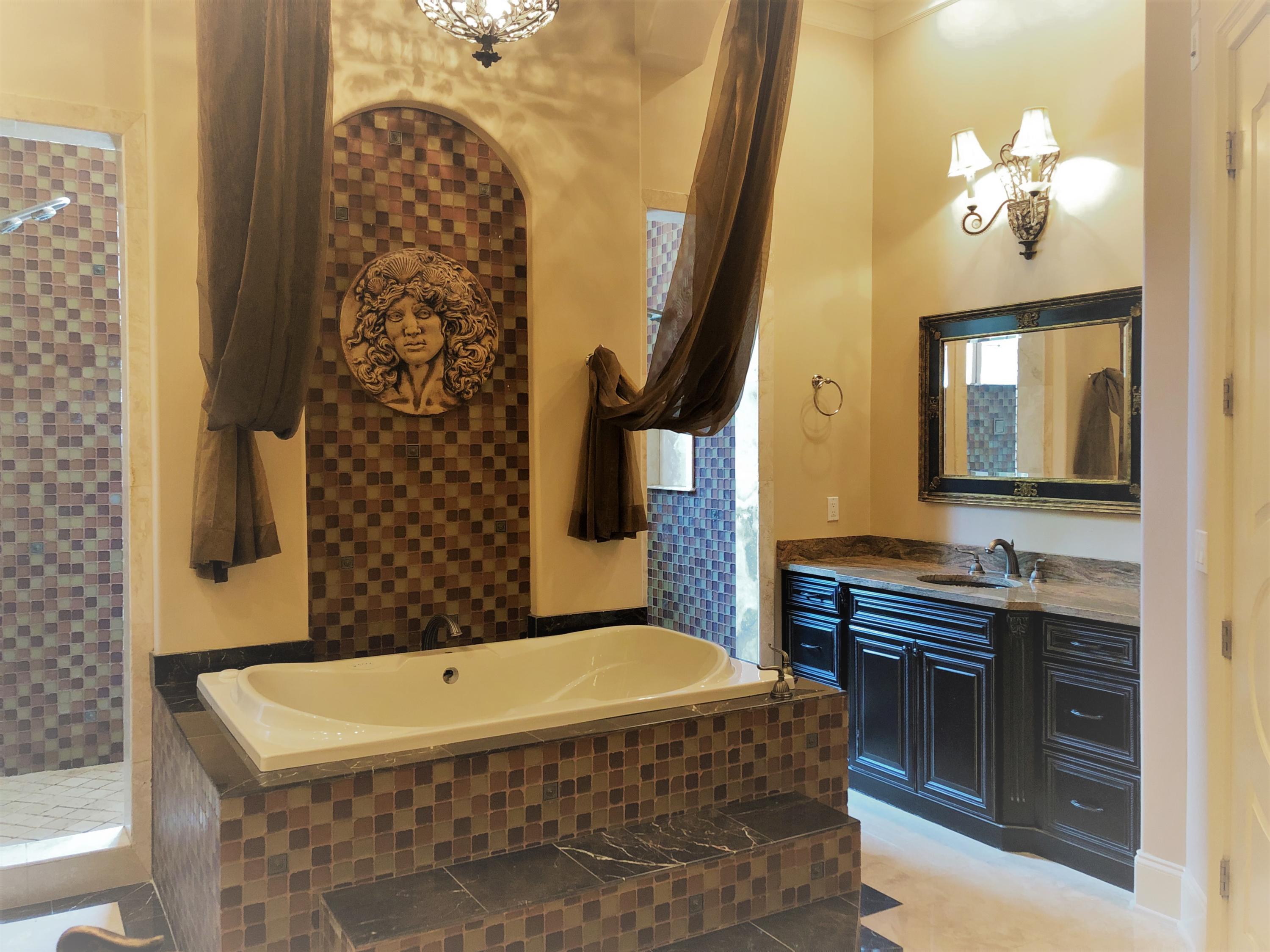 BURNT PINE - Residential