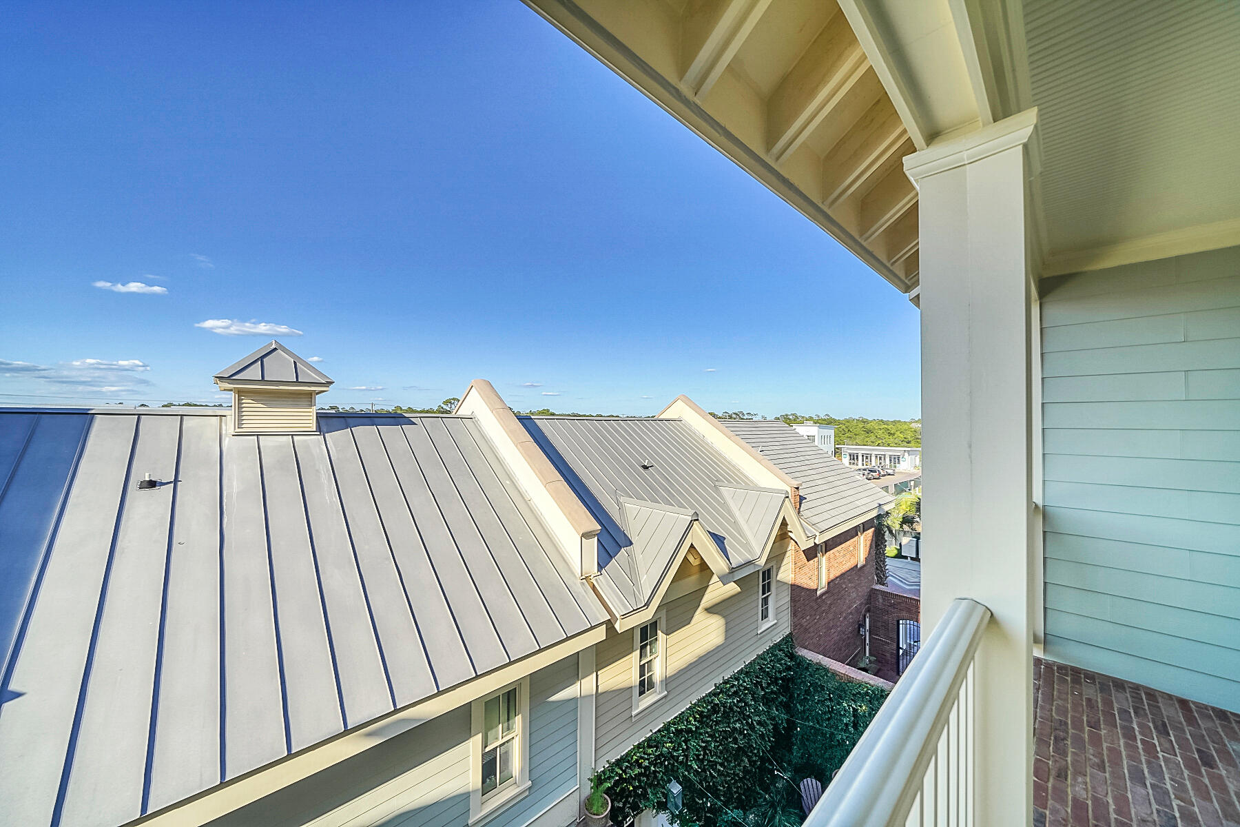 PROMINENCE Luxury Townhomes - Residential