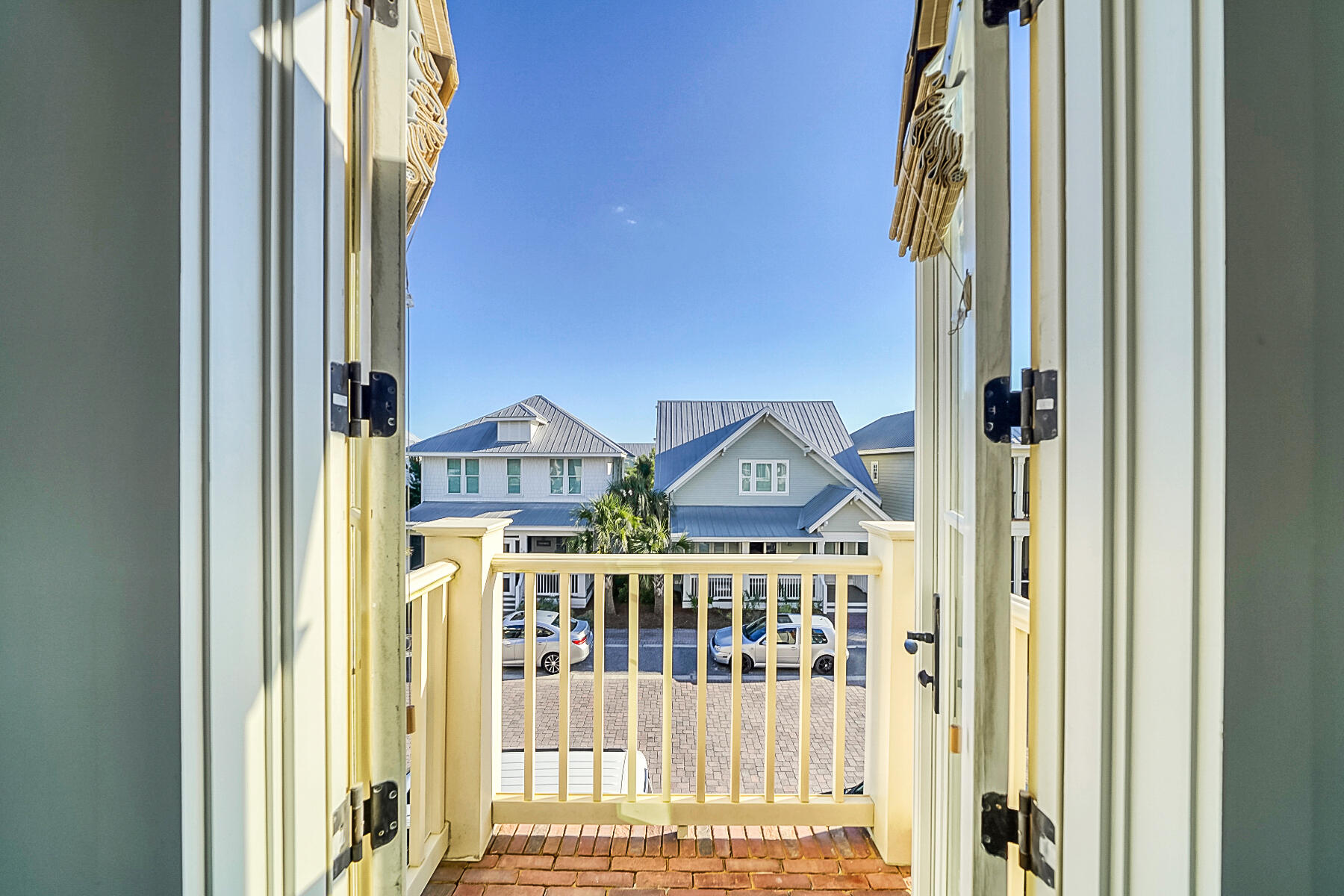 PROMINENCE Luxury Townhomes - Residential