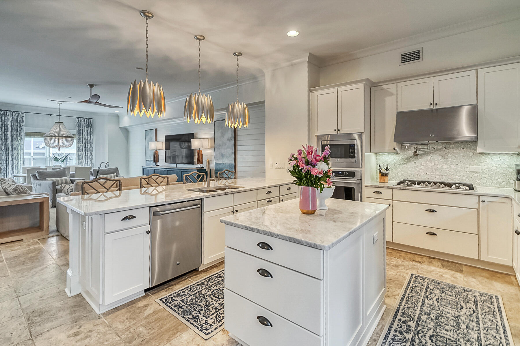 PROMINENCE Luxury Townhomes - Residential