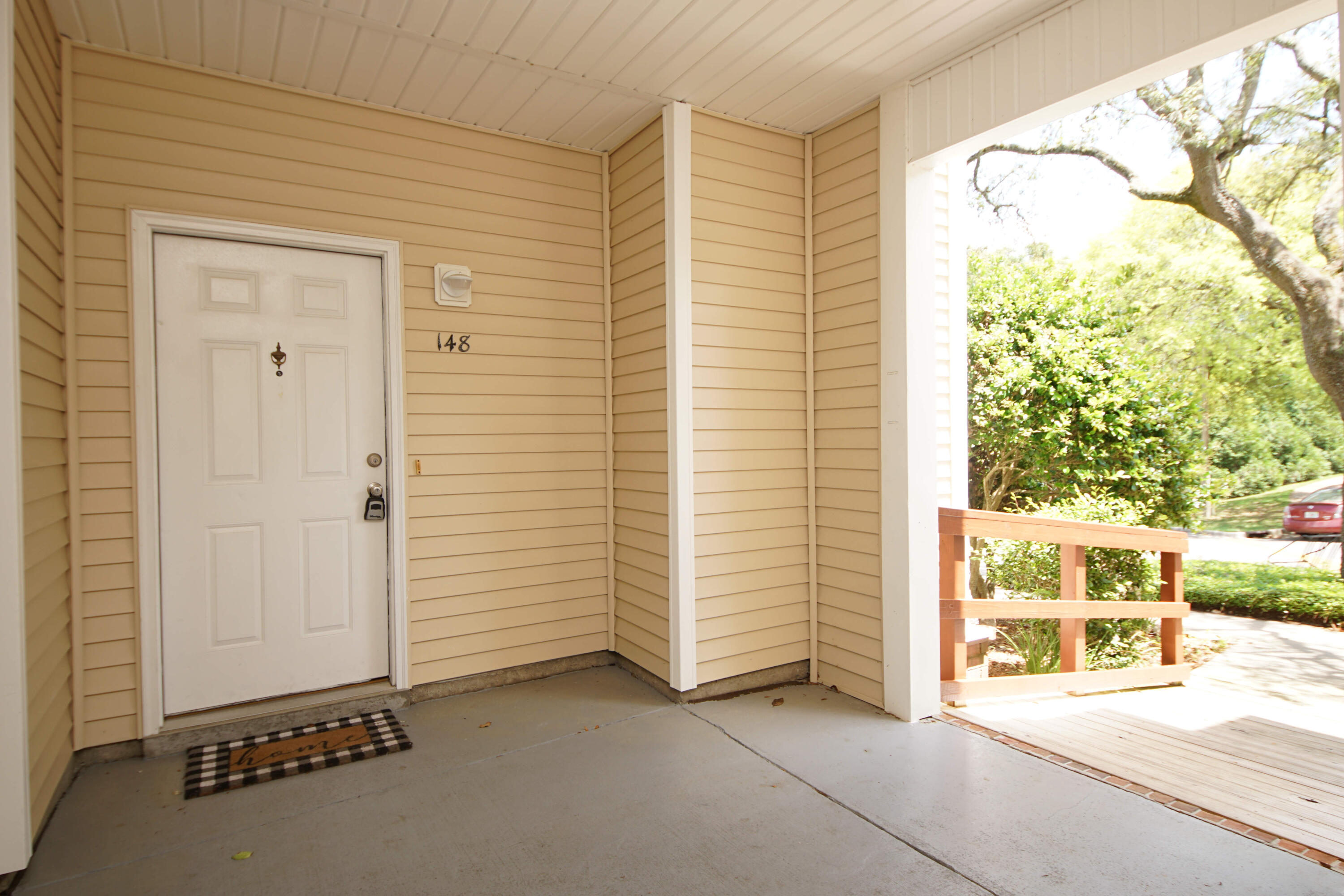 OAKS THE - Residential