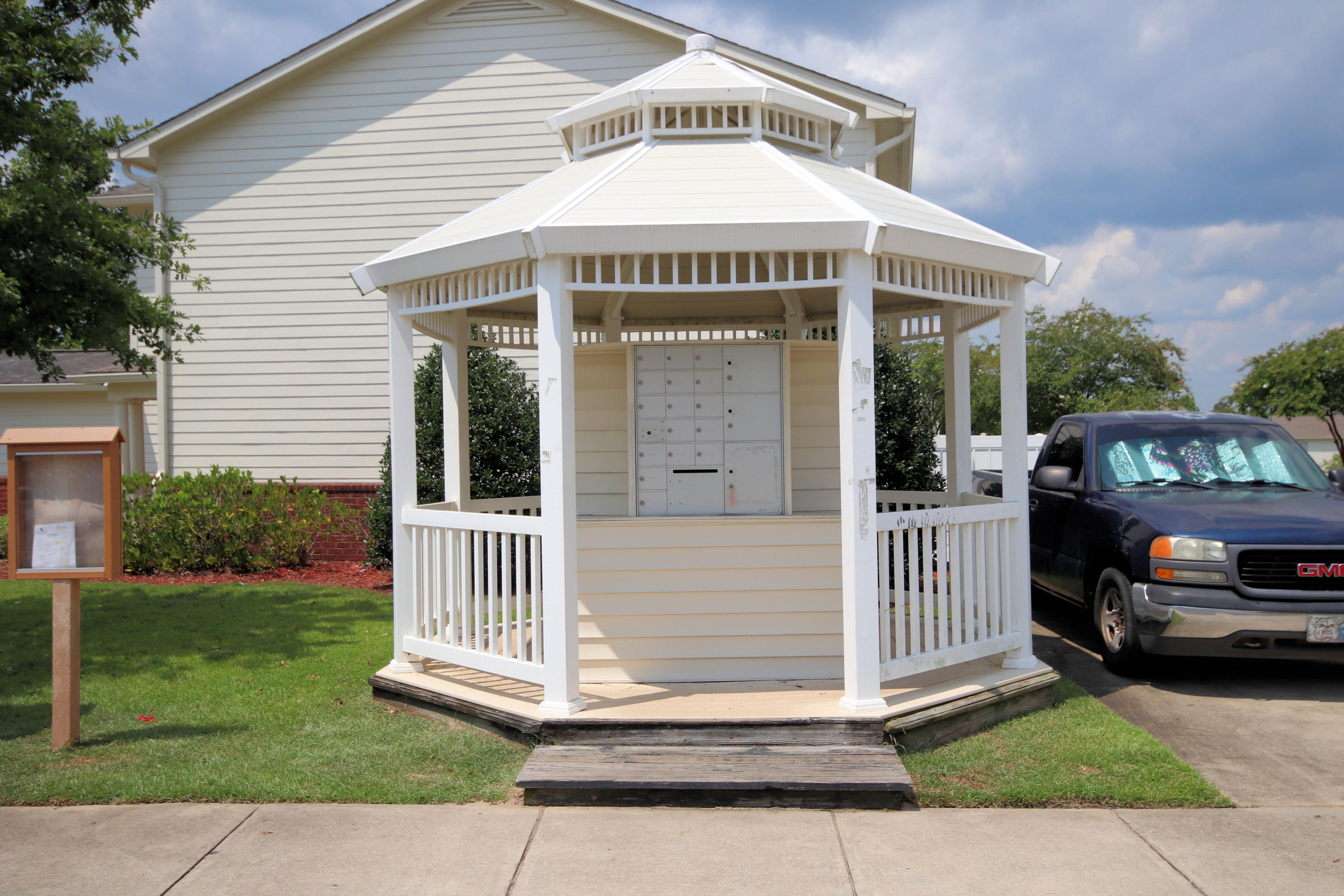 EAGLES LANDING S/D - Residential