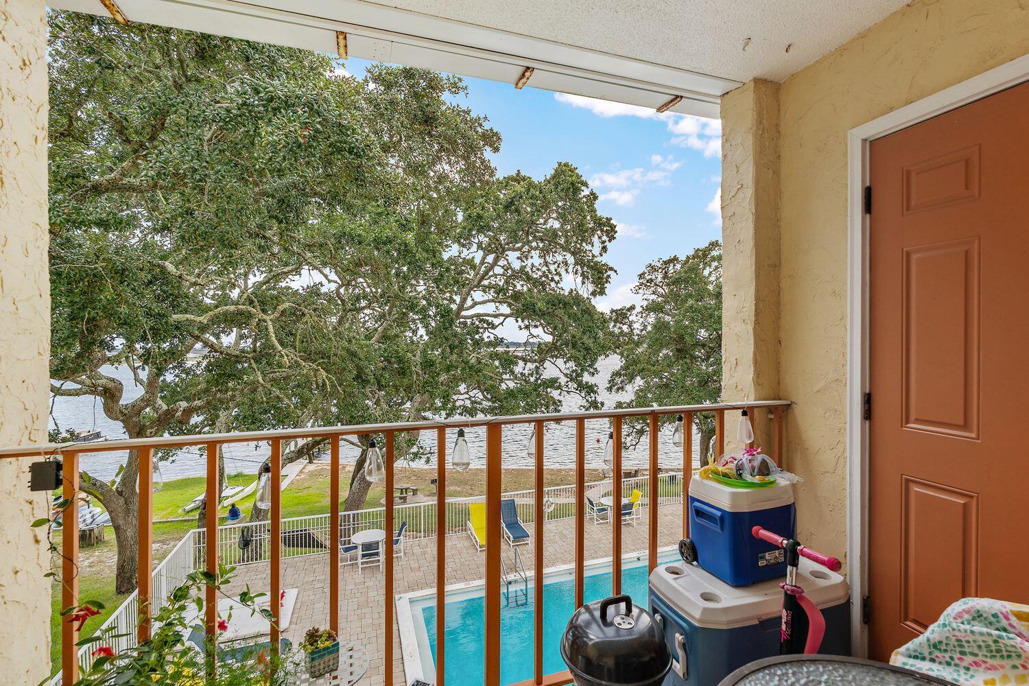 CEDARS CONDO - Residential