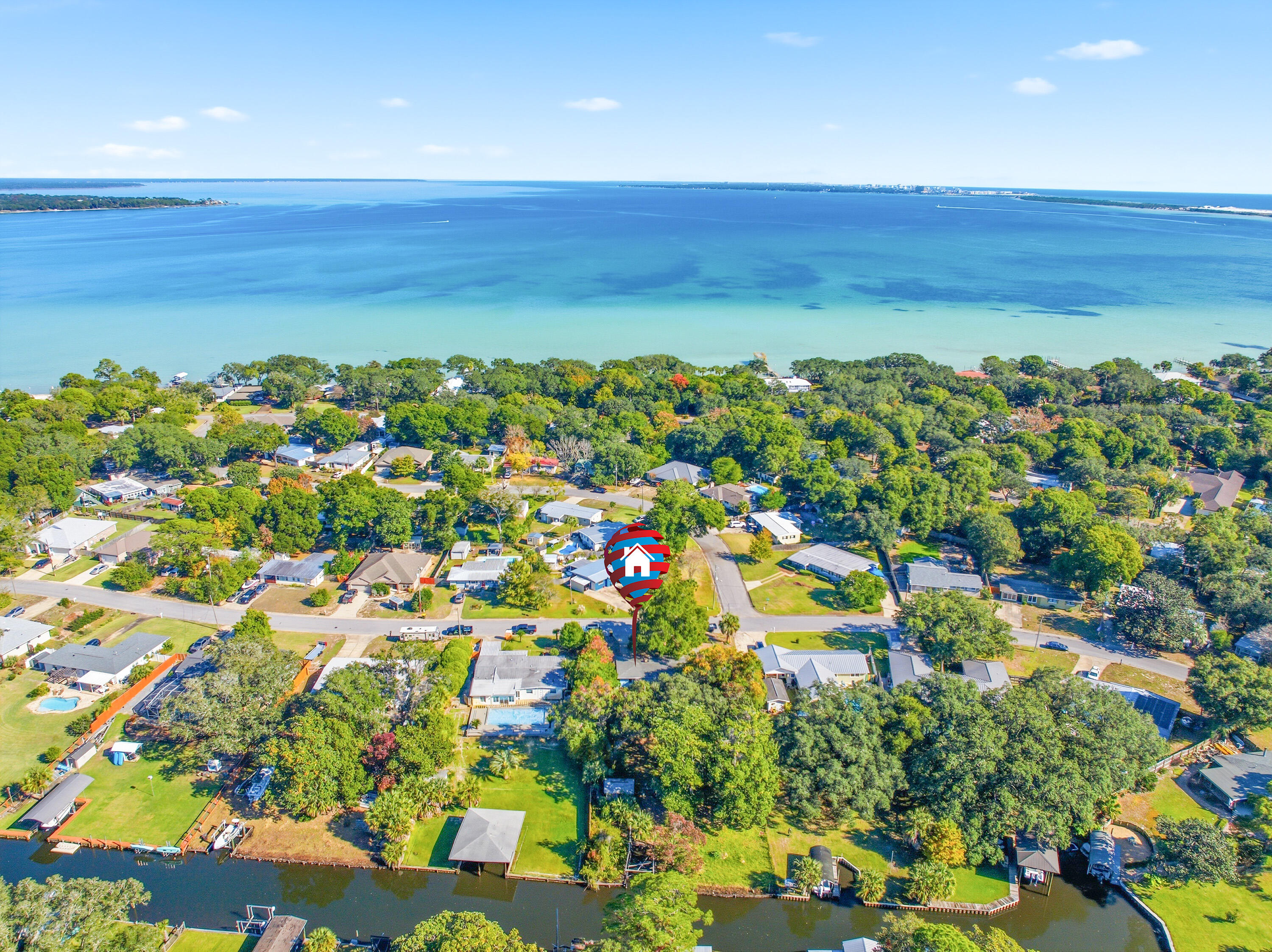 ELLIOTTS POINT - Residential