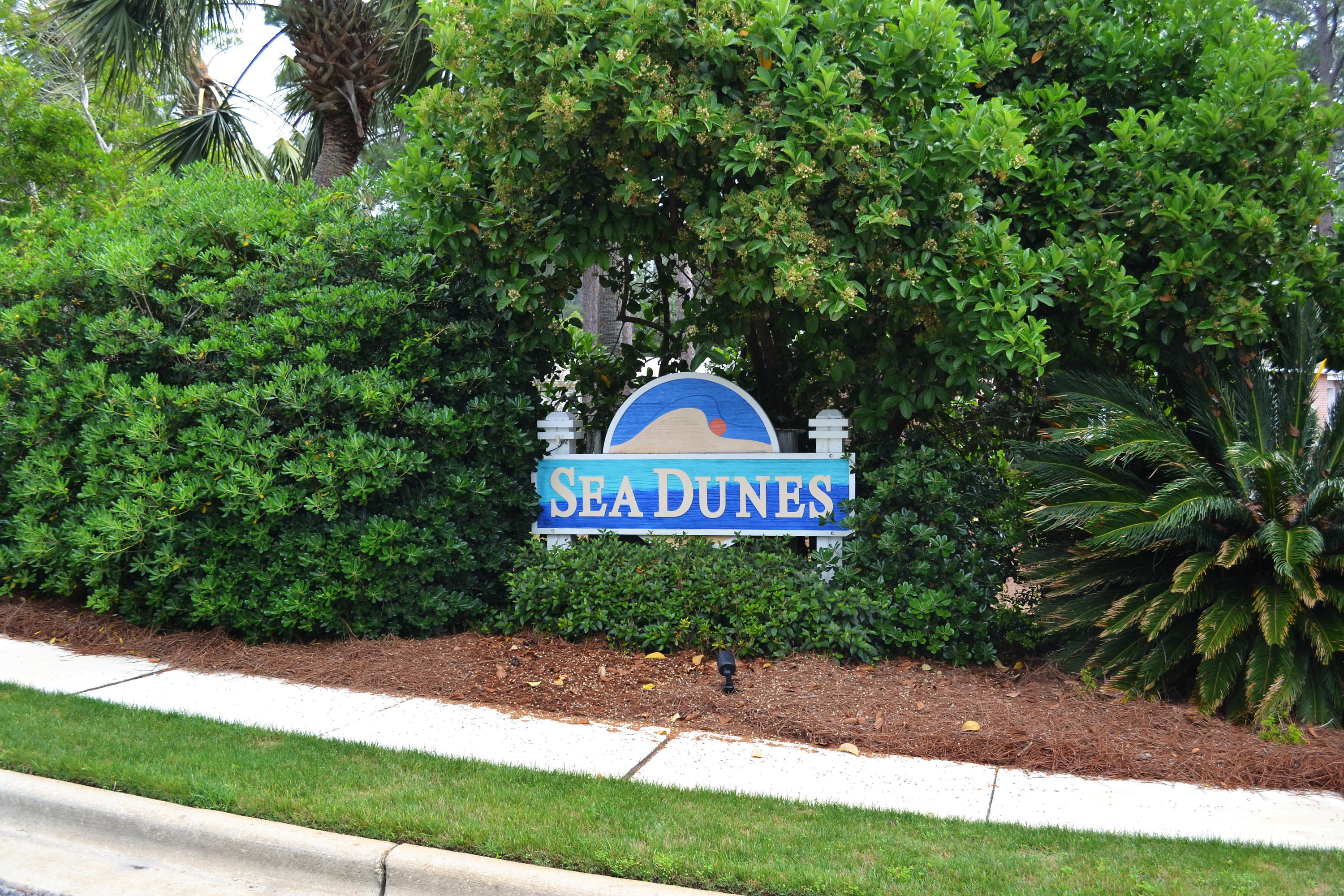 SEA DUNES - Residential