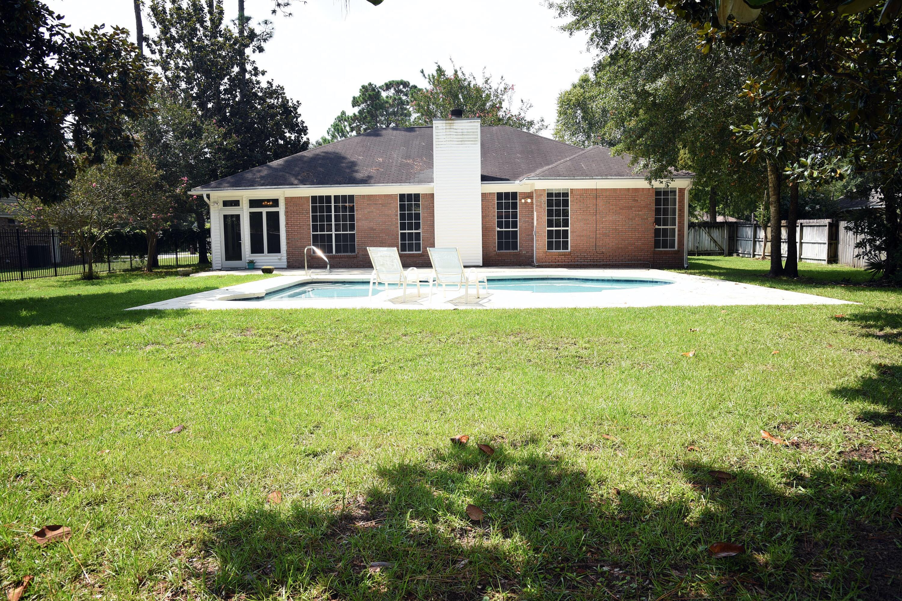 DANA POINTE - Residential Lease