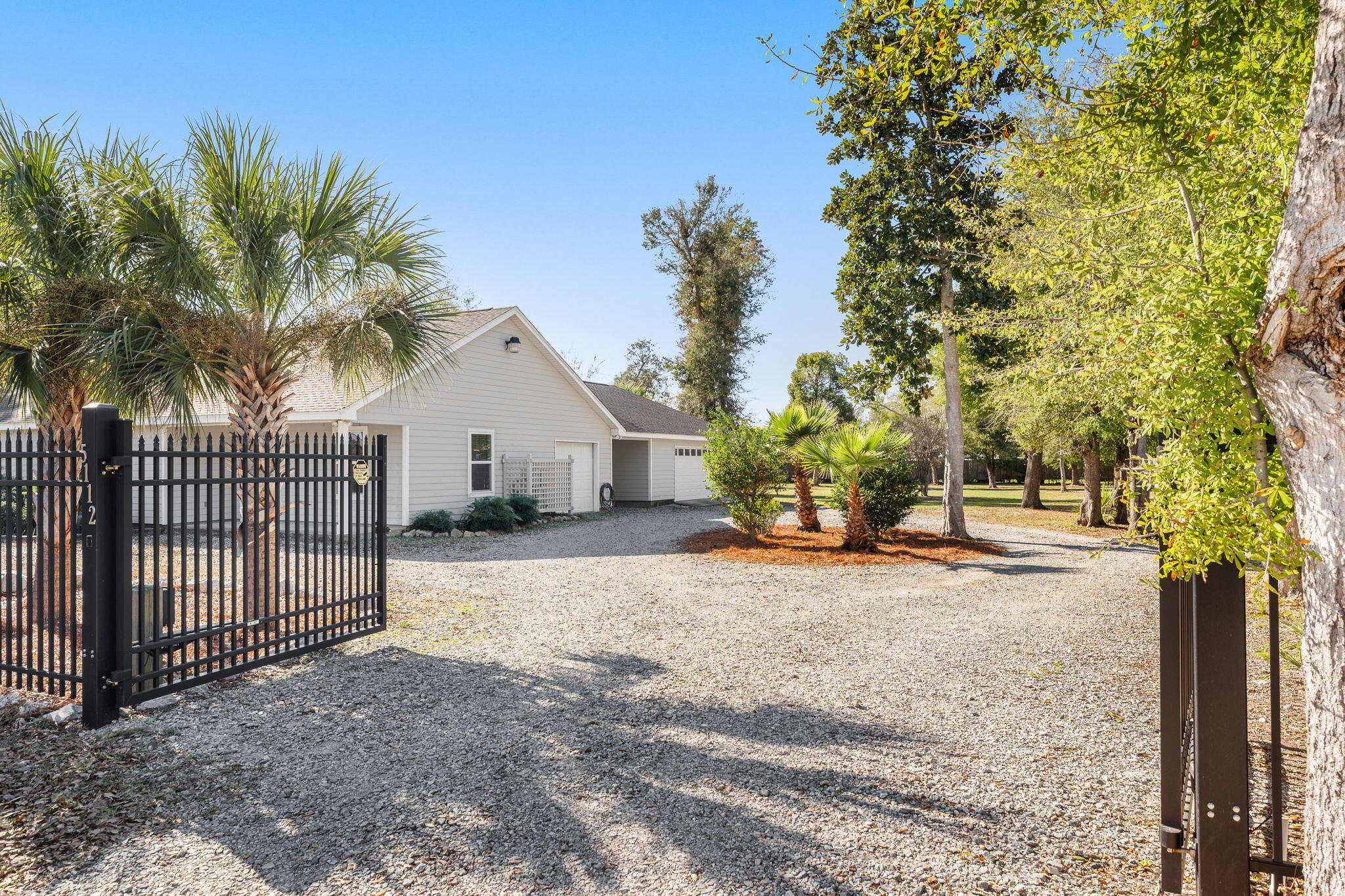 NO RECORDED SUBDIVISION - Residential