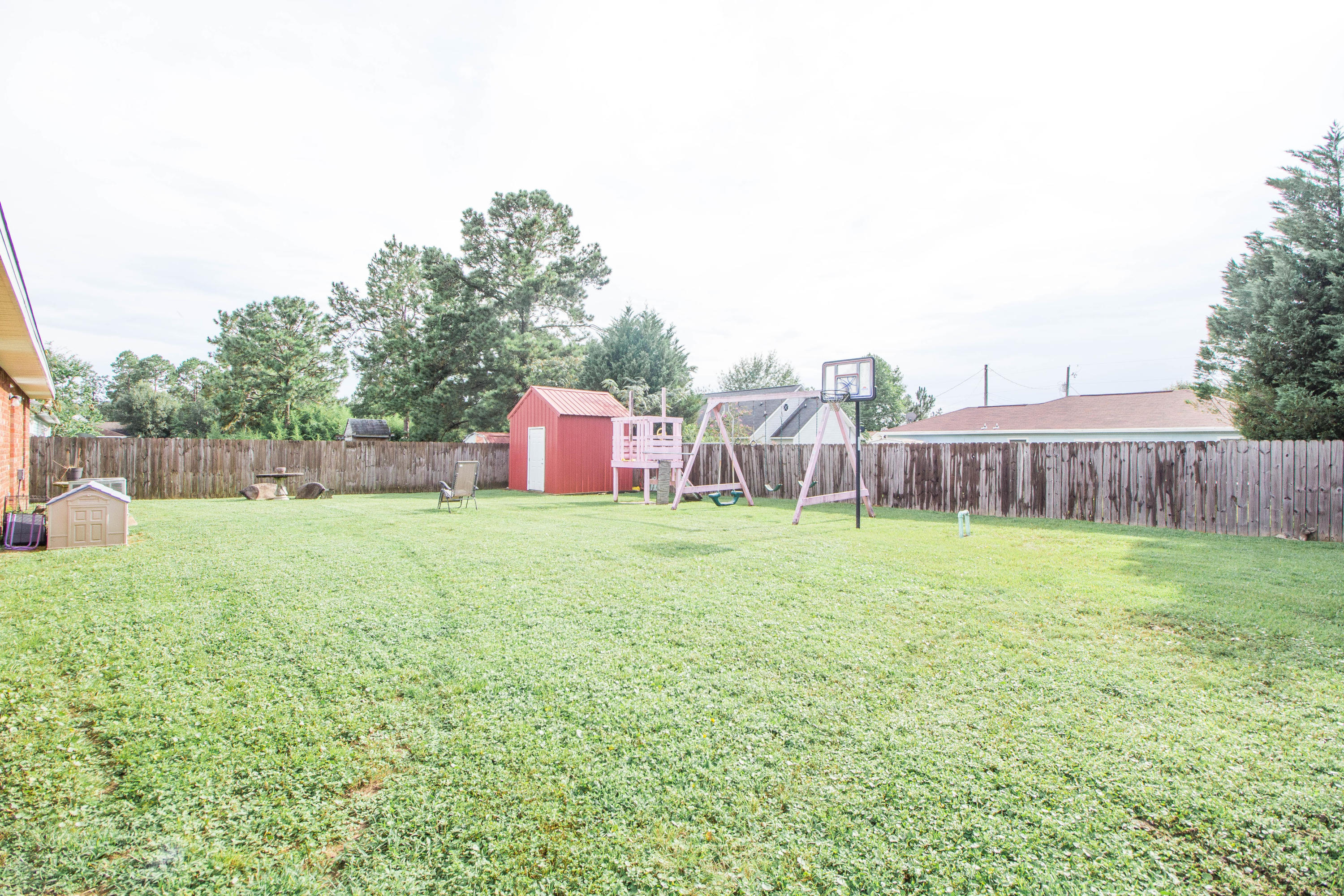 SHOAL TERRACE EST - Residential