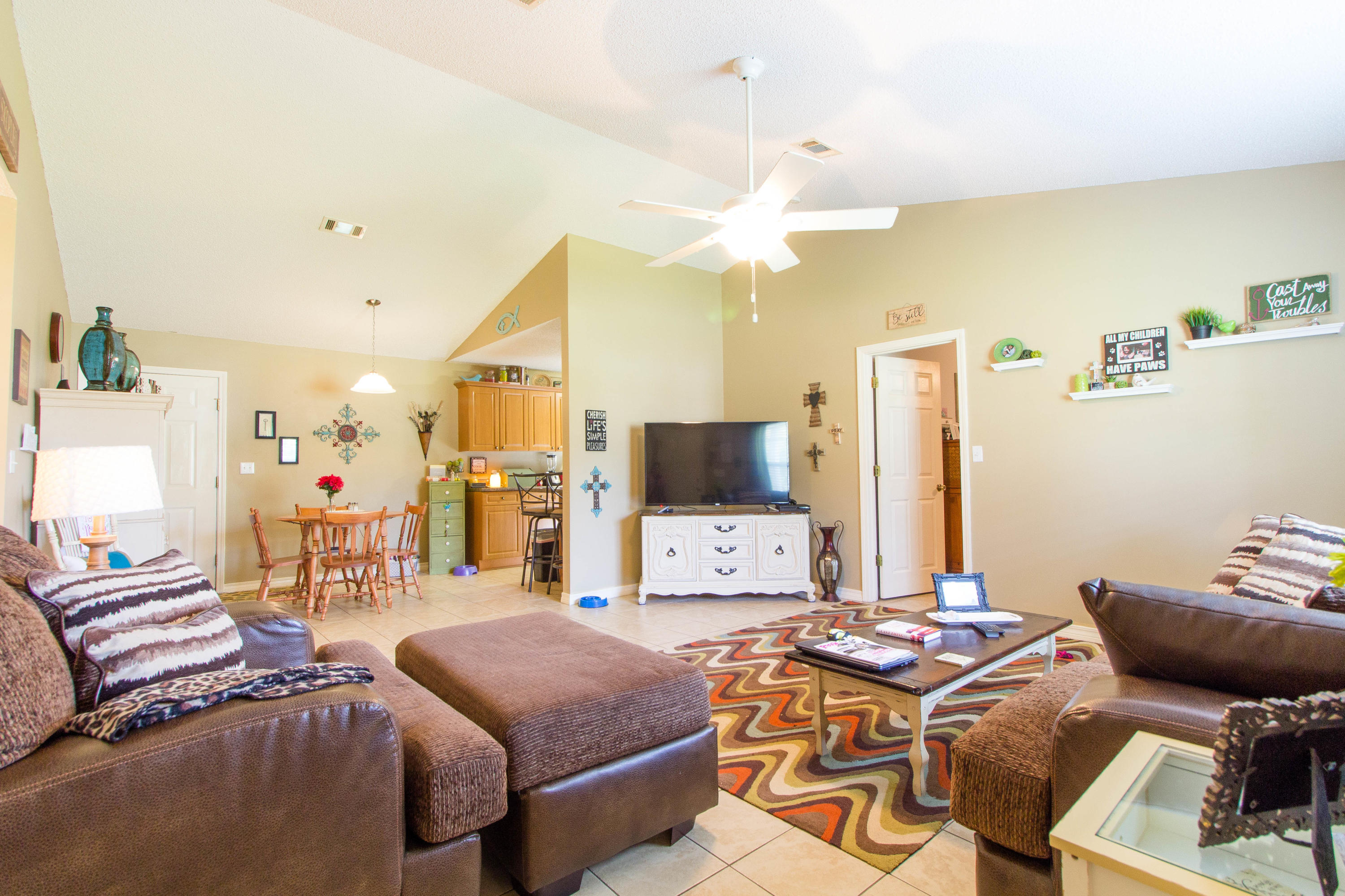 SHOAL TERRACE EST - Residential