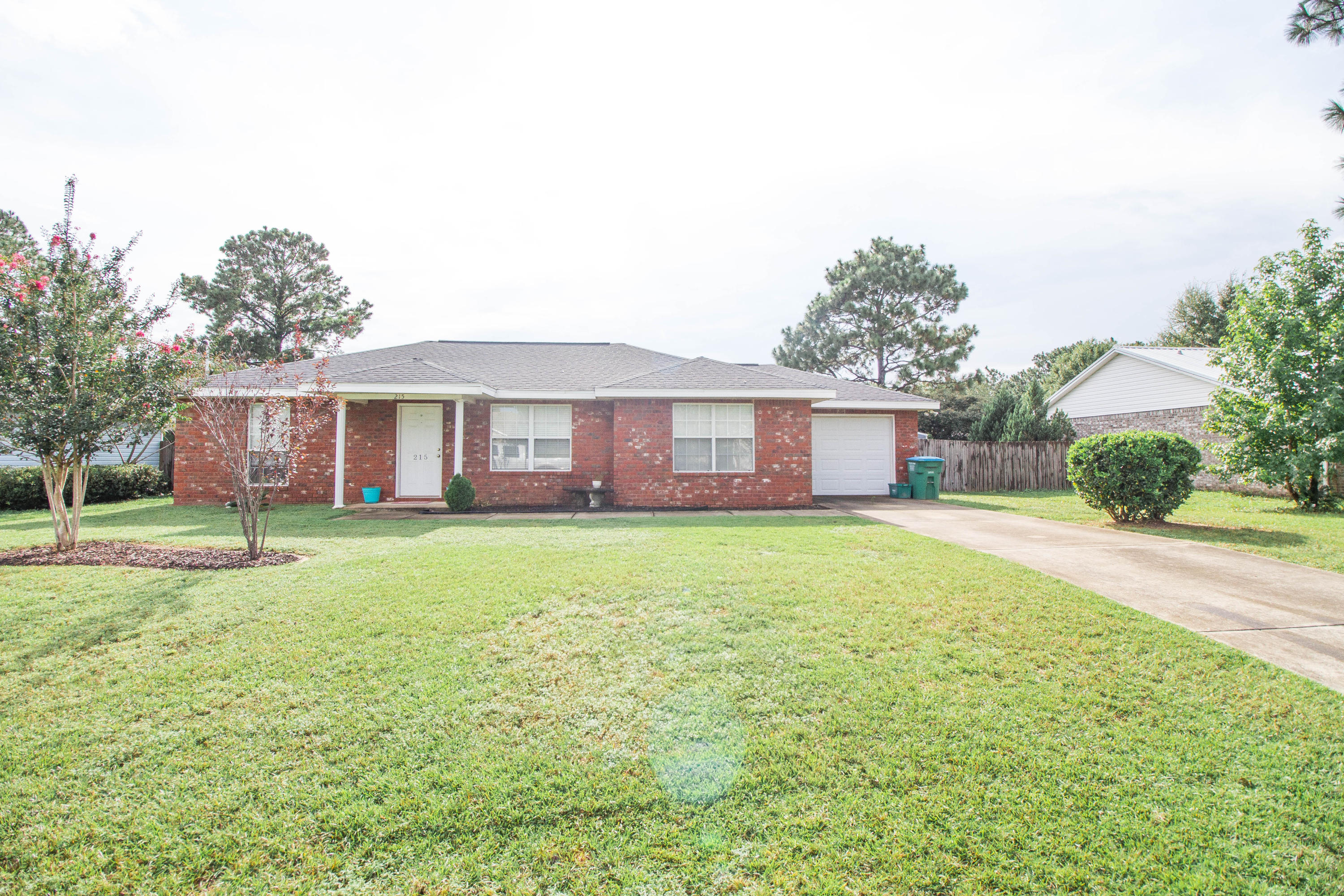 SHOAL TERRACE EST - Residential