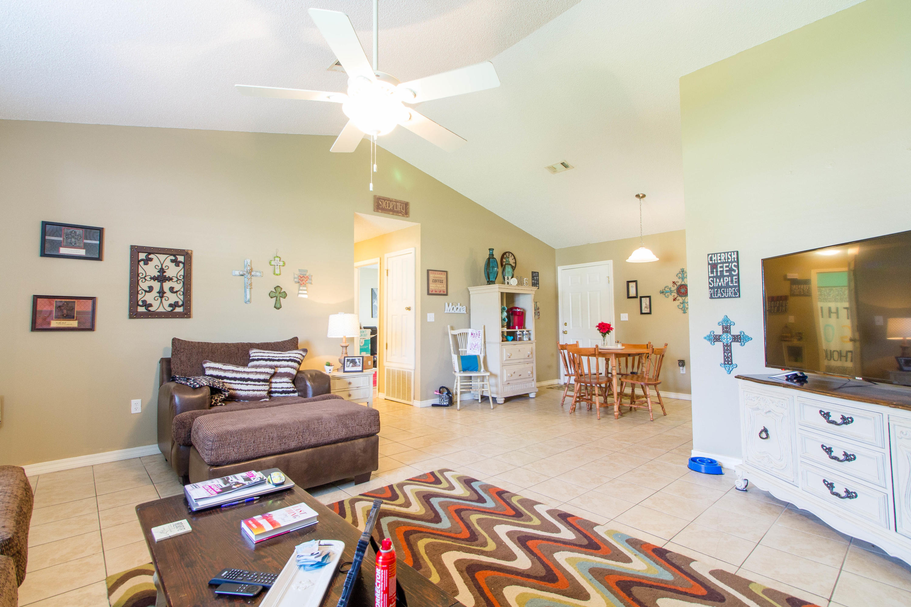 SHOAL TERRACE EST - Residential