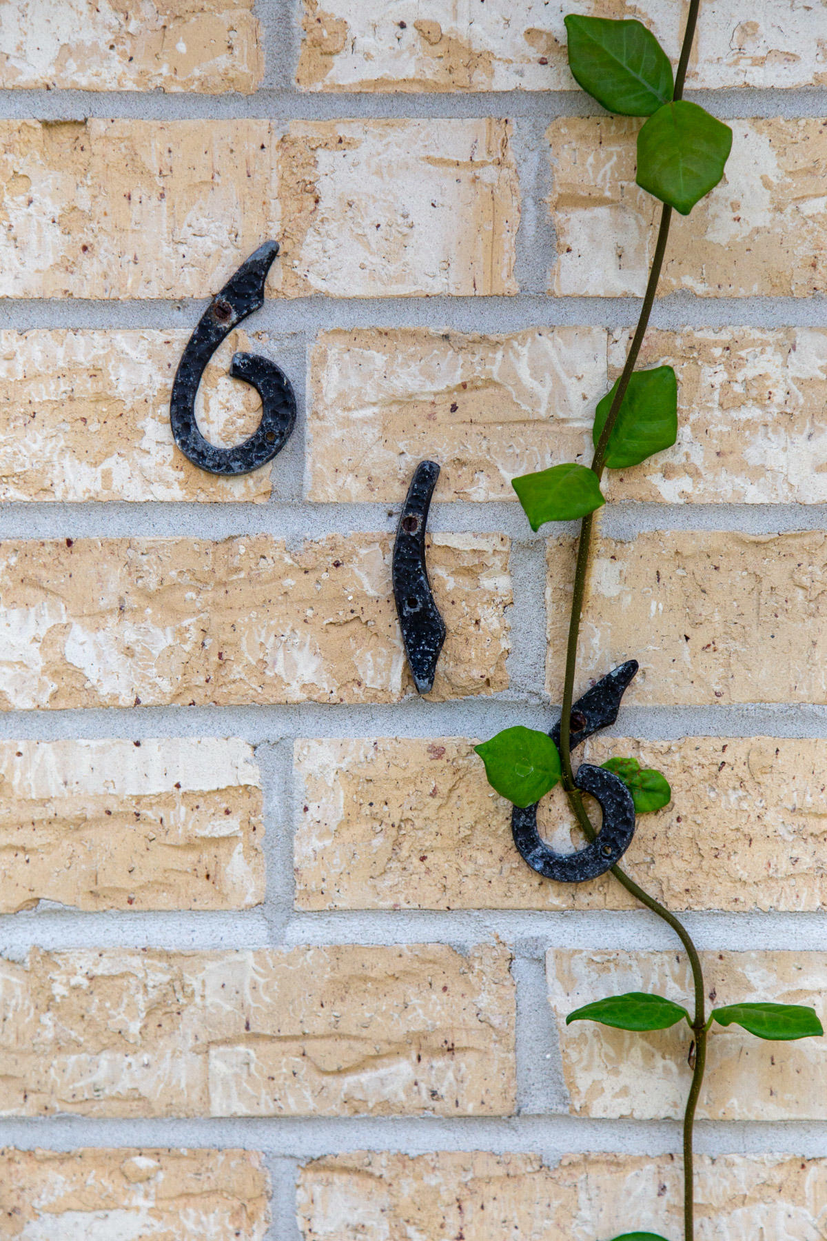 COUNTRY CLUB EST 1ST LOT 2 BLK N - Residential