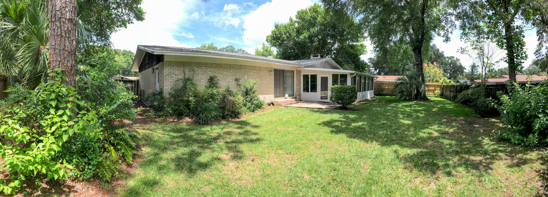 COUNTRY CLUB EST 1ST LOT 2 BLK N - Residential