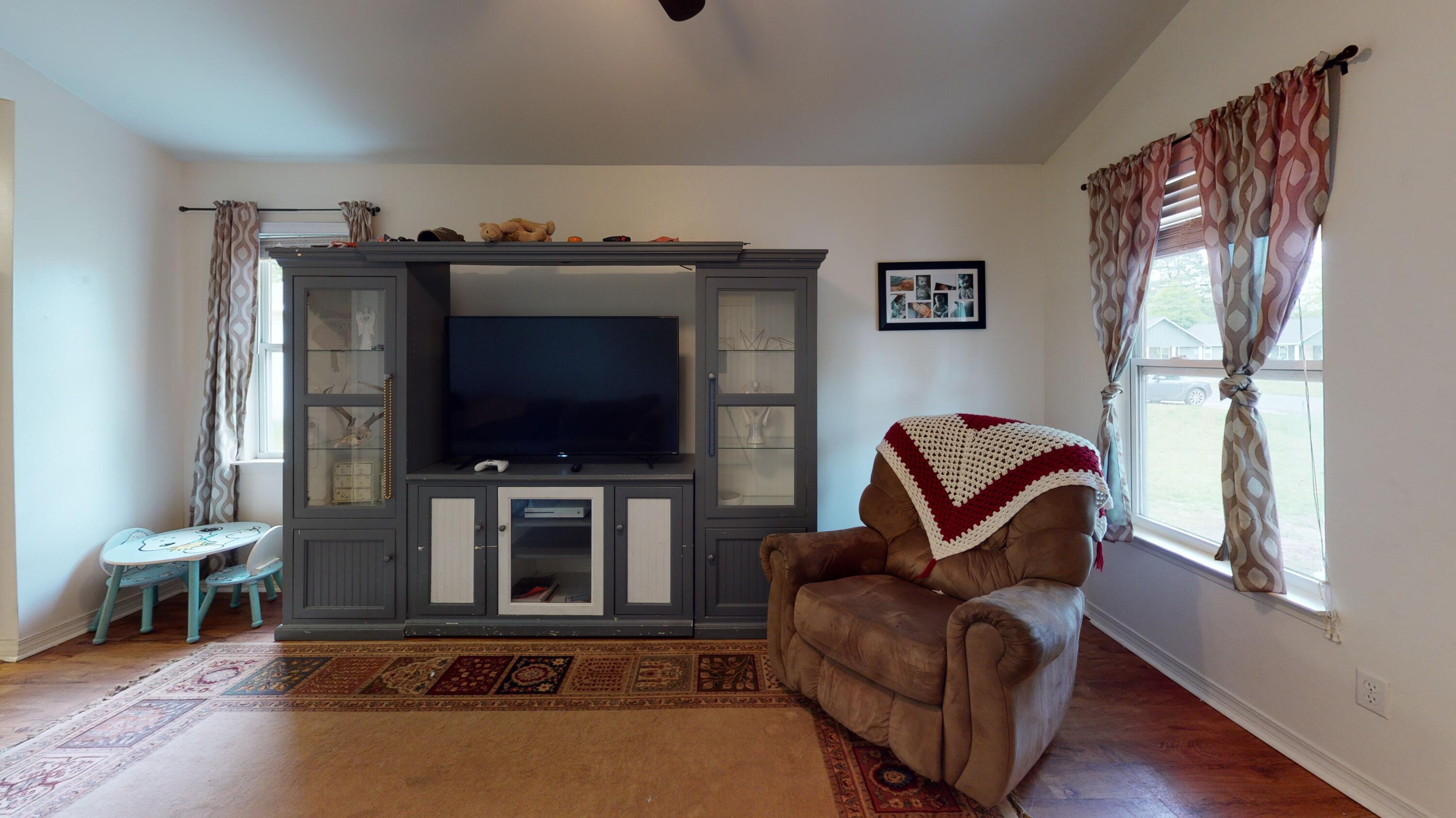 TOWN OF DEFUNIAK SPRINGS - Residential