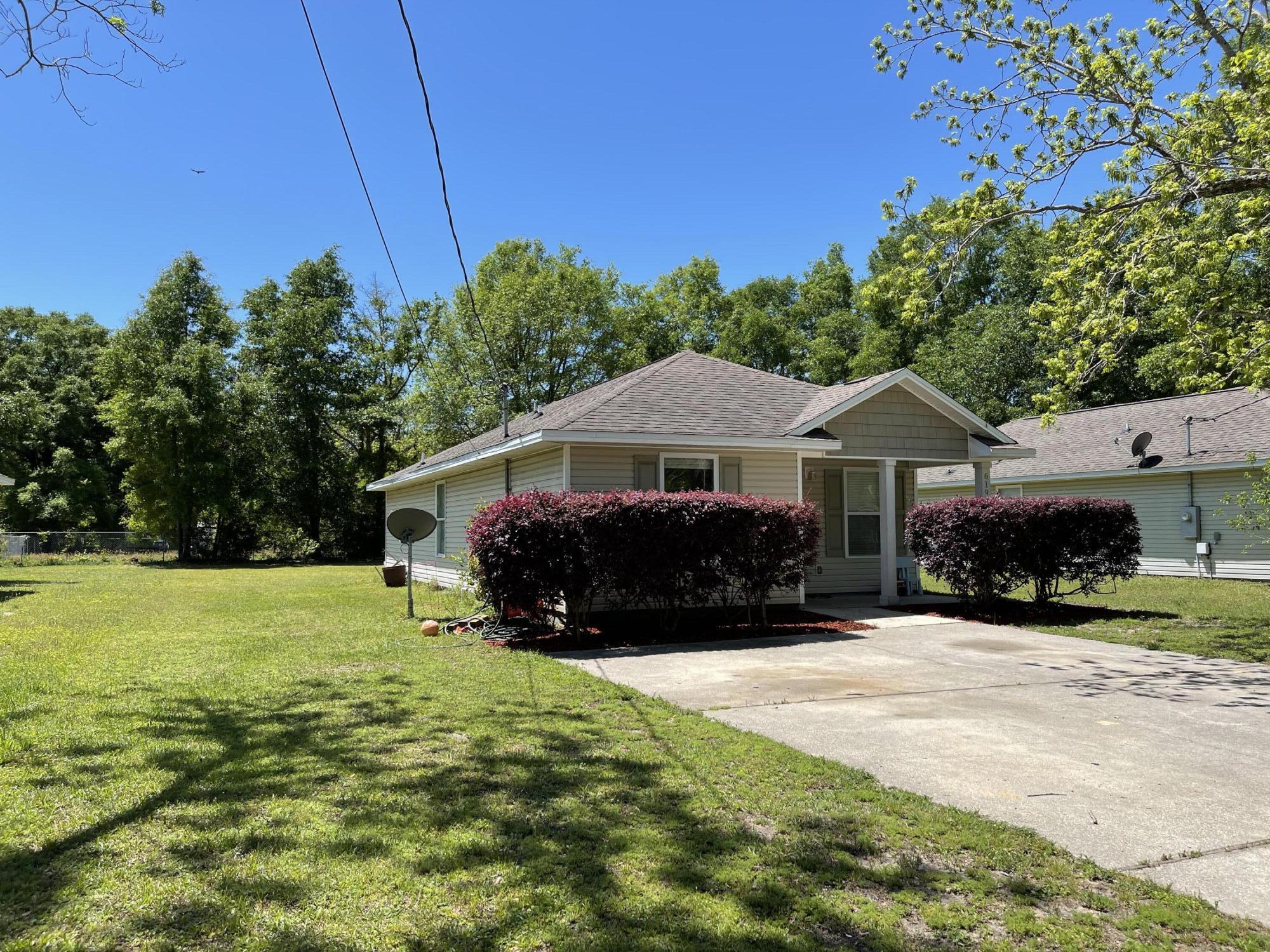 TOWN OF DEFUNIAK SPRINGS - Residential