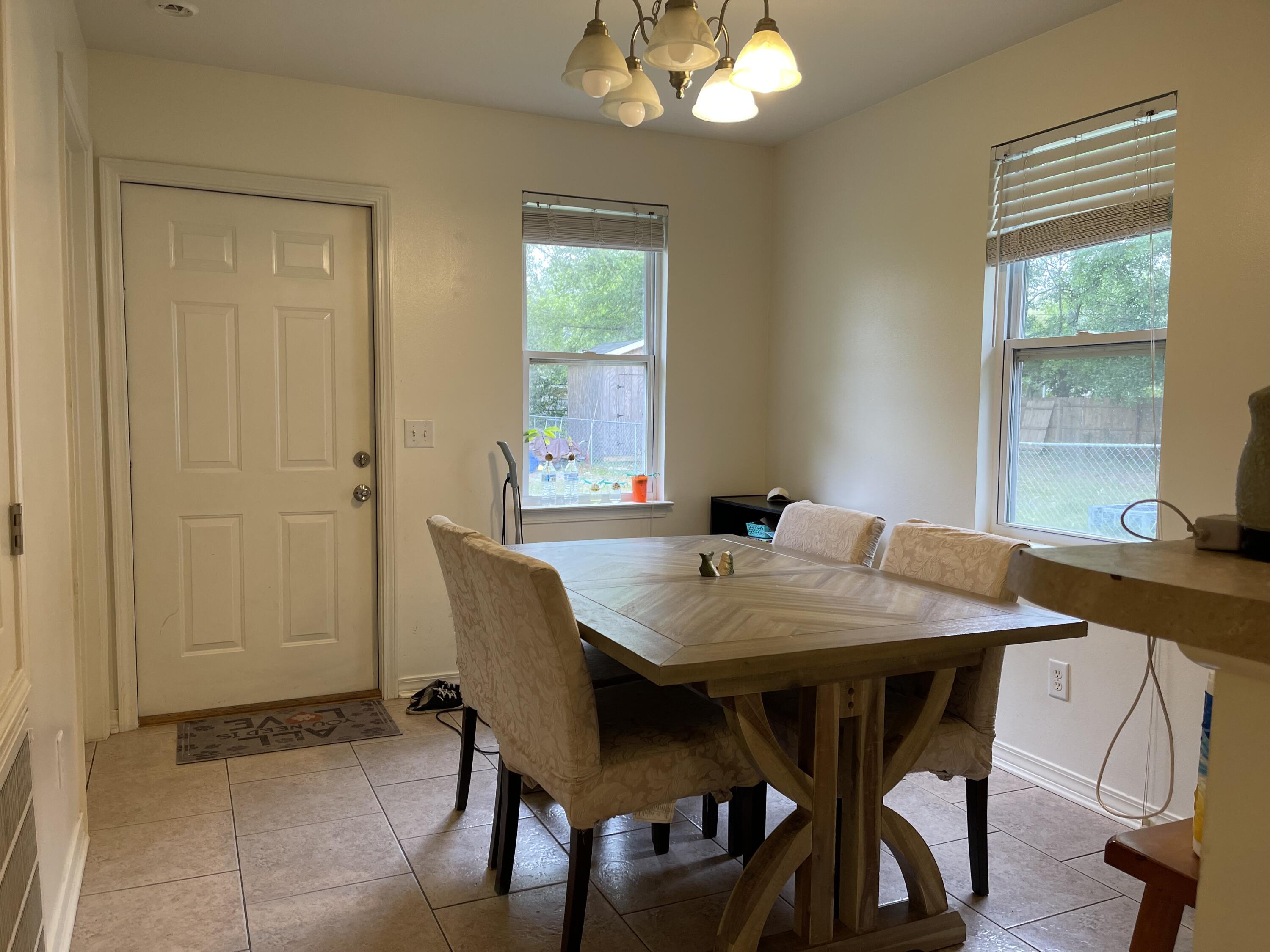 TOWN OF DEFUNIAK SPRINGS - Residential