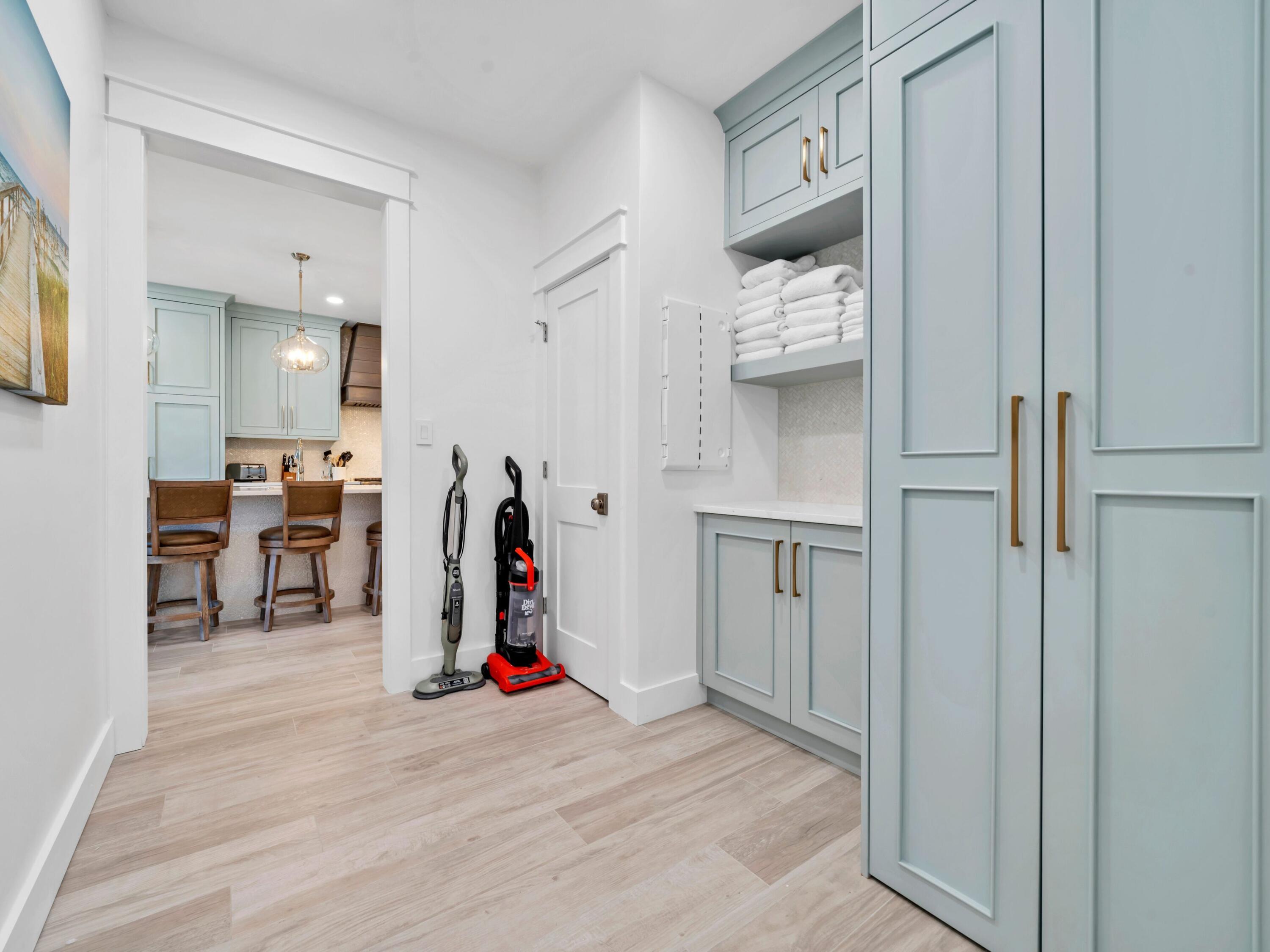 OLD FLORIDA BEACH - Residential