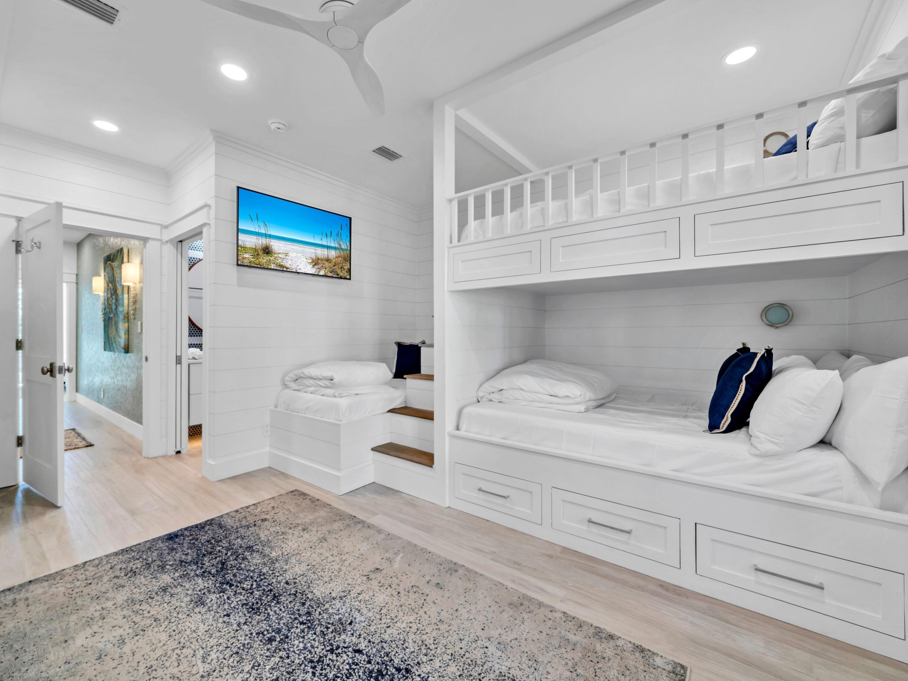 OLD FLORIDA BEACH - Residential