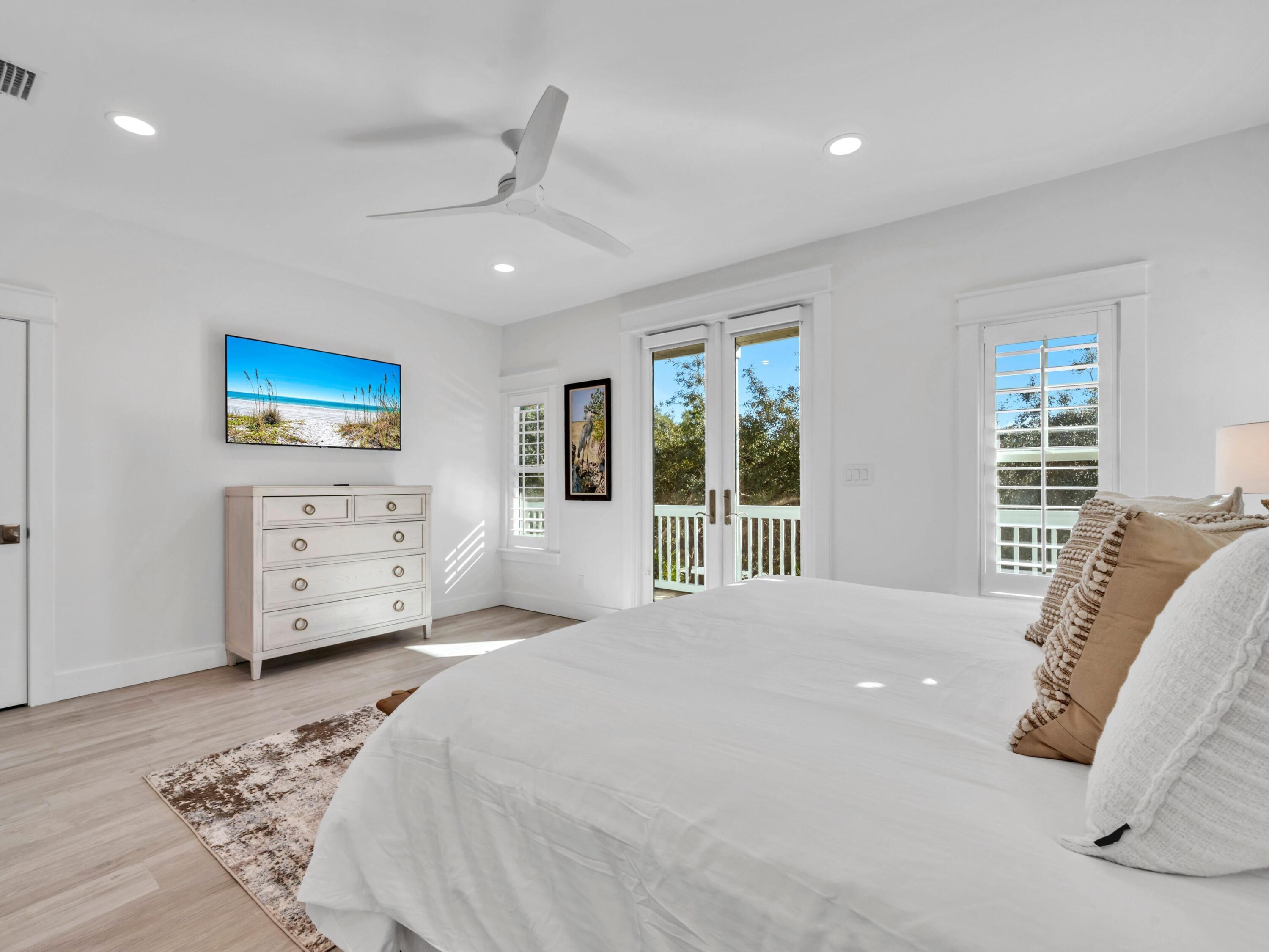 OLD FLORIDA BEACH - Residential