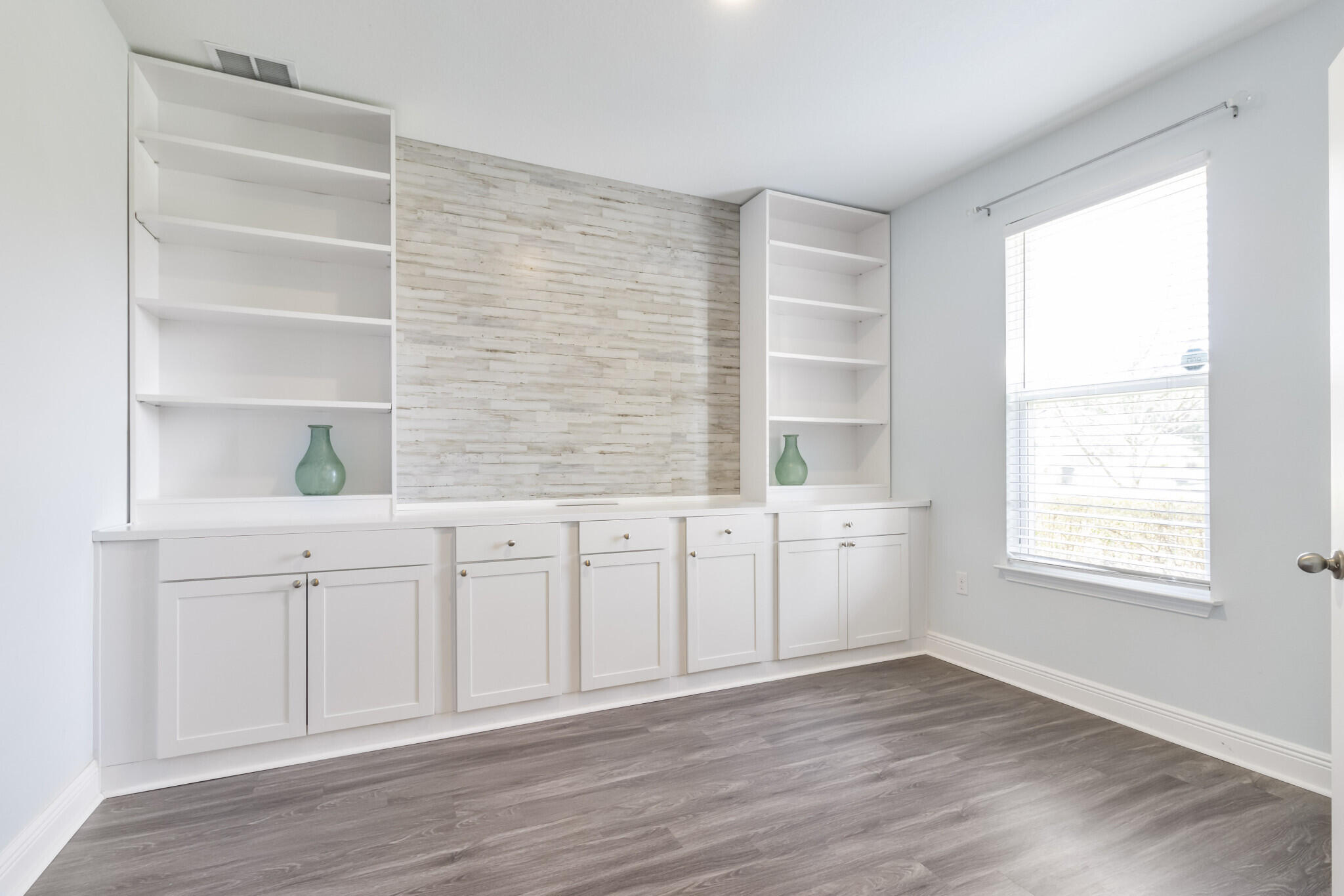 Hammock Bay, Sweetwater Subdivision - Residential