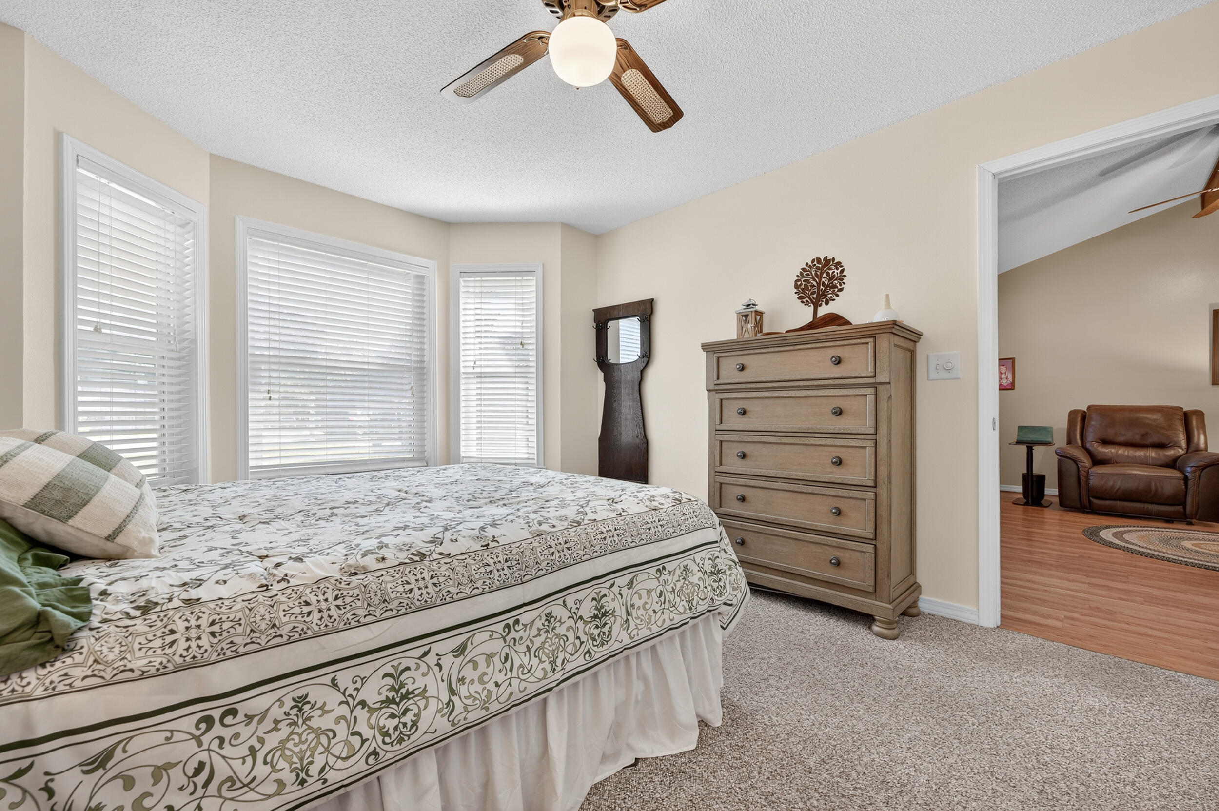 FOREST ACRES - Residential