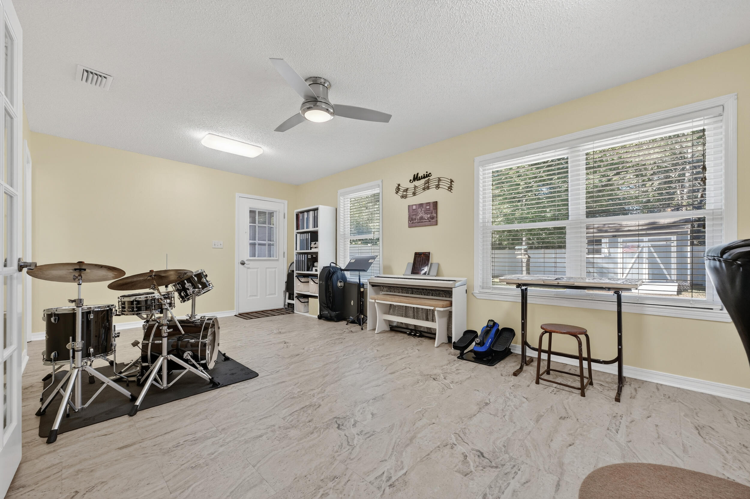 FOREST ACRES - Residential