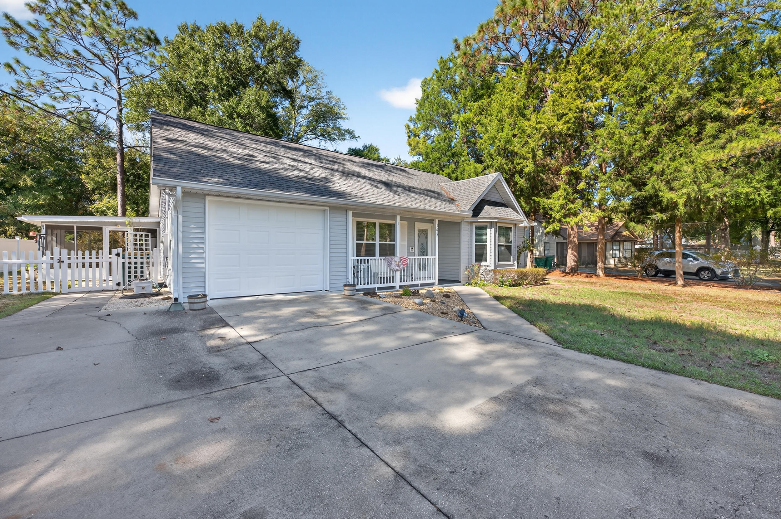 FOREST ACRES - Residential