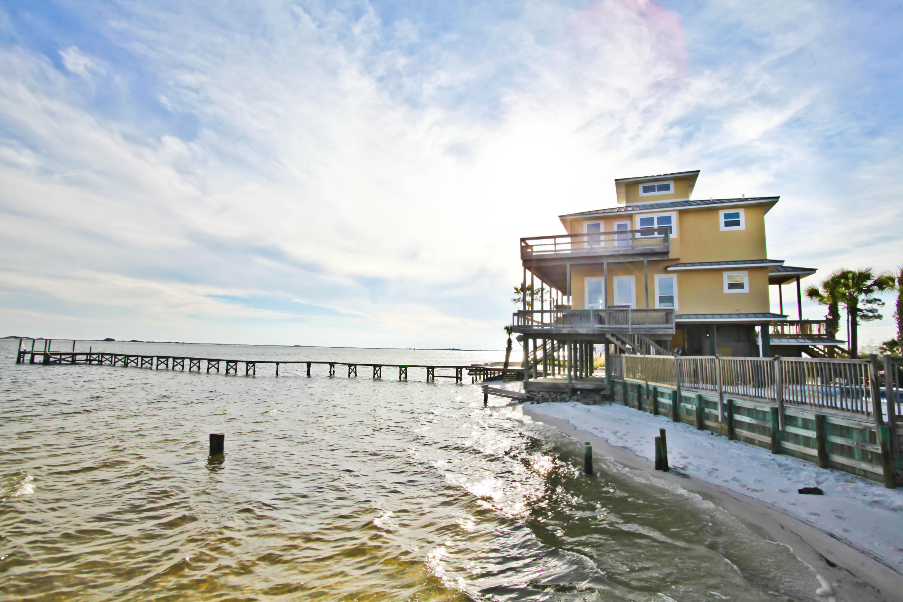 BISCAYNE POINTE - Residential