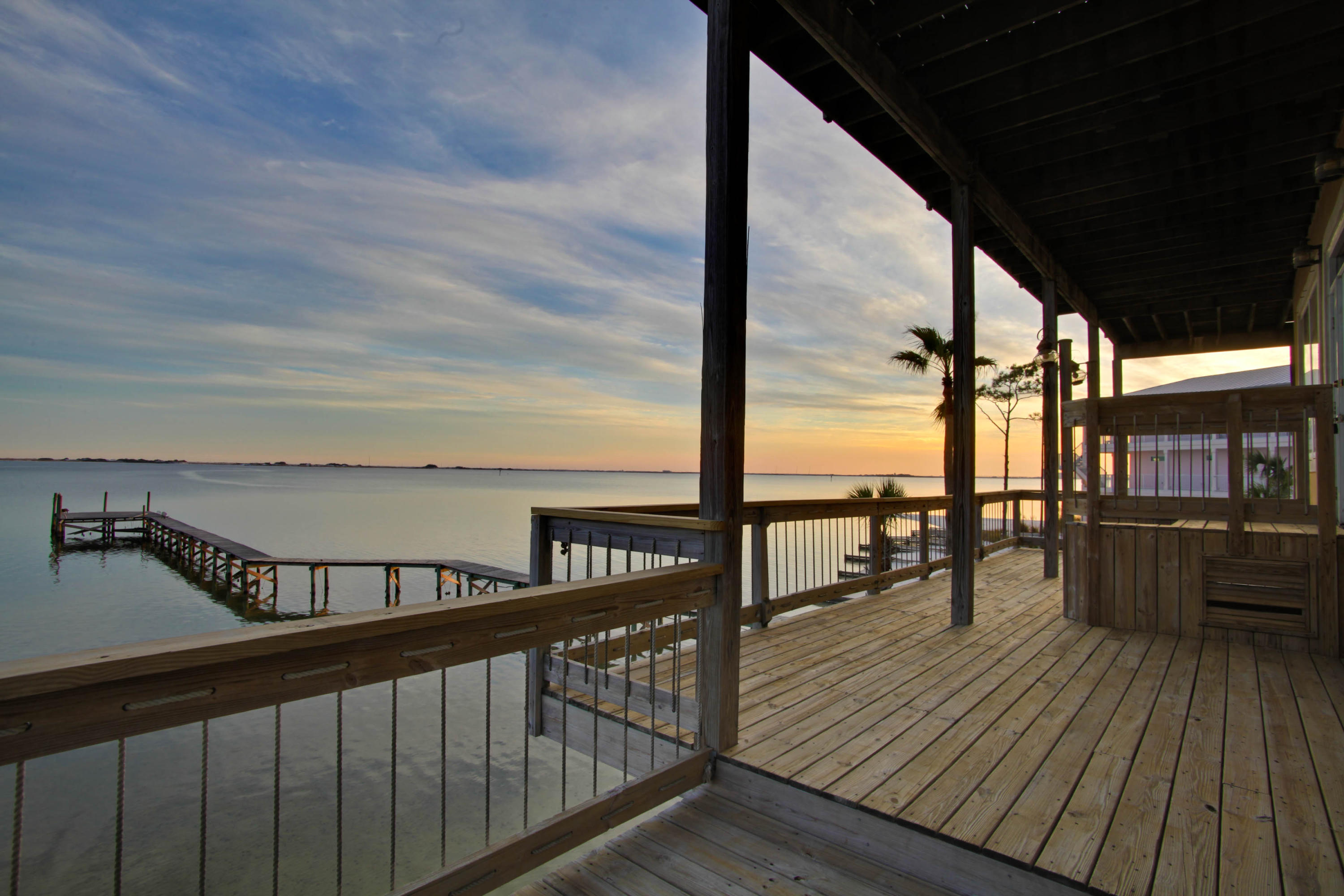 BISCAYNE POINTE - Residential