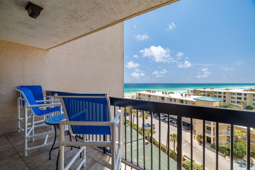 SUNDESTIN INTERNATIONAL CONDO - Residential