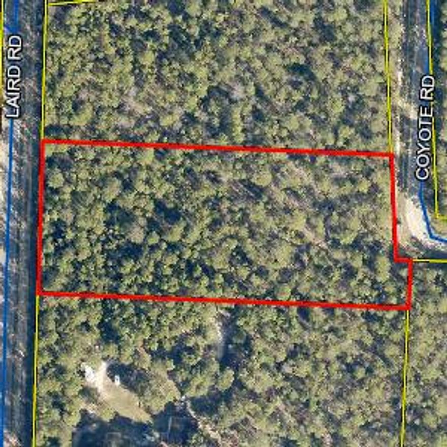 This beautiful wooded property is the perfect location for your new home. Minutes away from I-10.  Quick commute to Defuniak Springs, Crestview, Eglin AFB and Niceville.