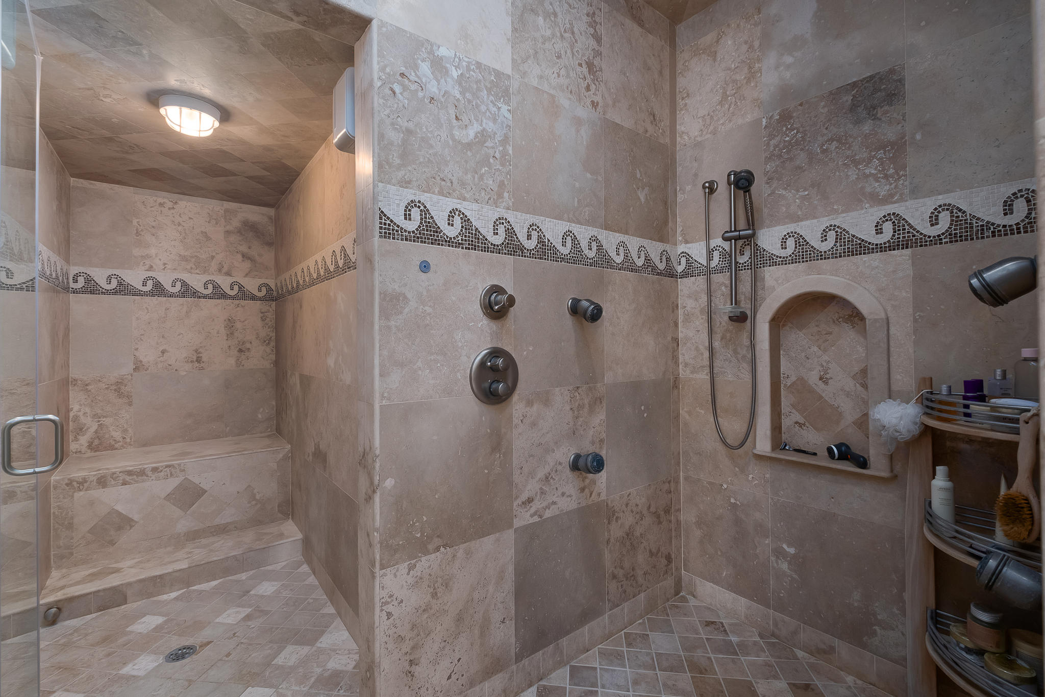 HOLIDAY SHORES ESTATES - Residential