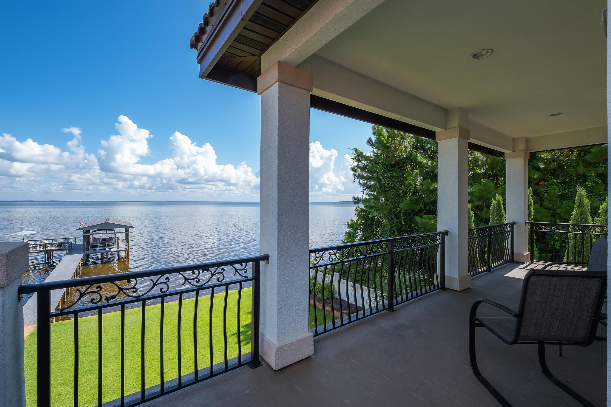 HOLIDAY SHORES ESTATES - Residential