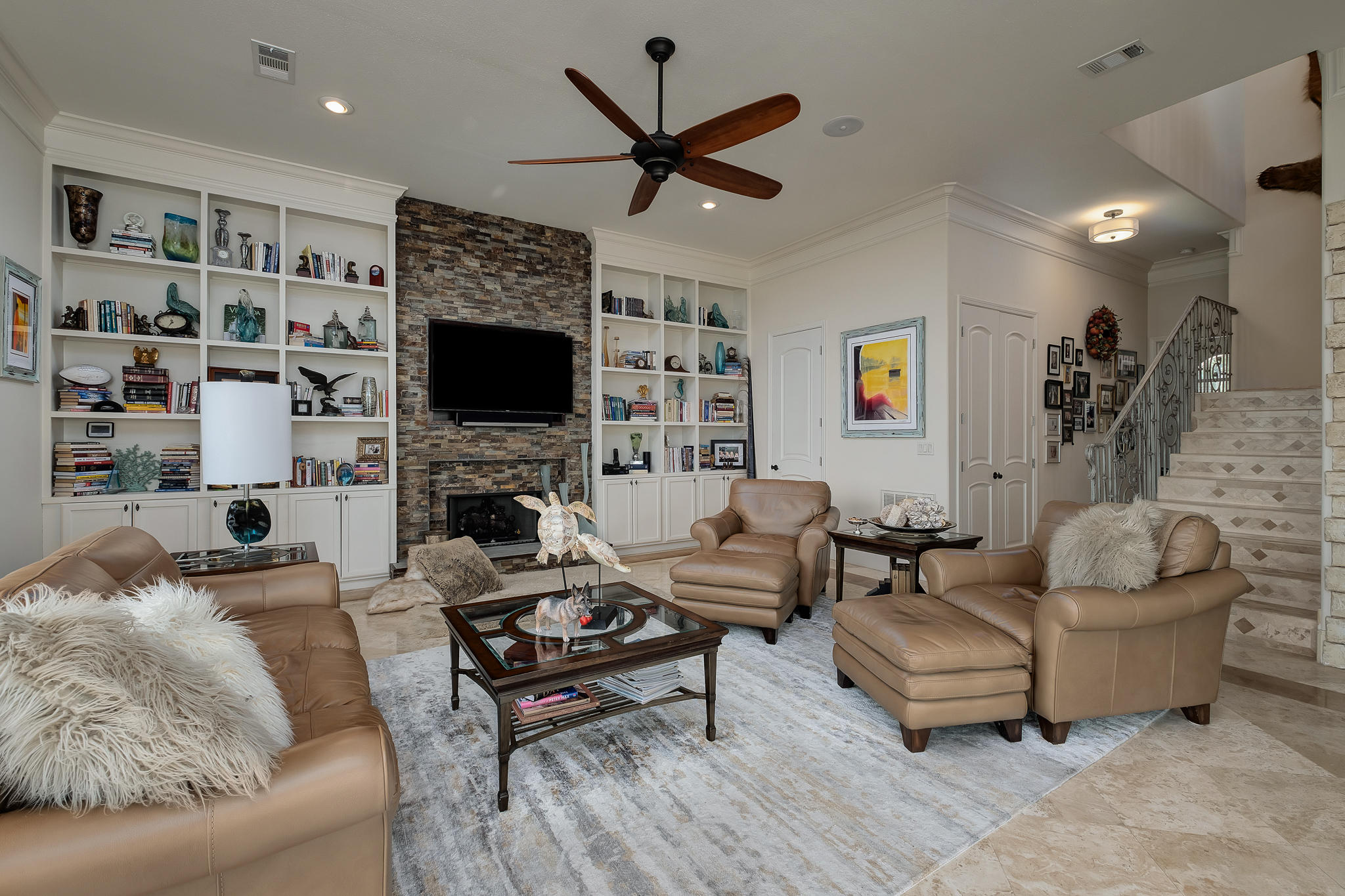 HOLIDAY SHORES ESTATES - Residential
