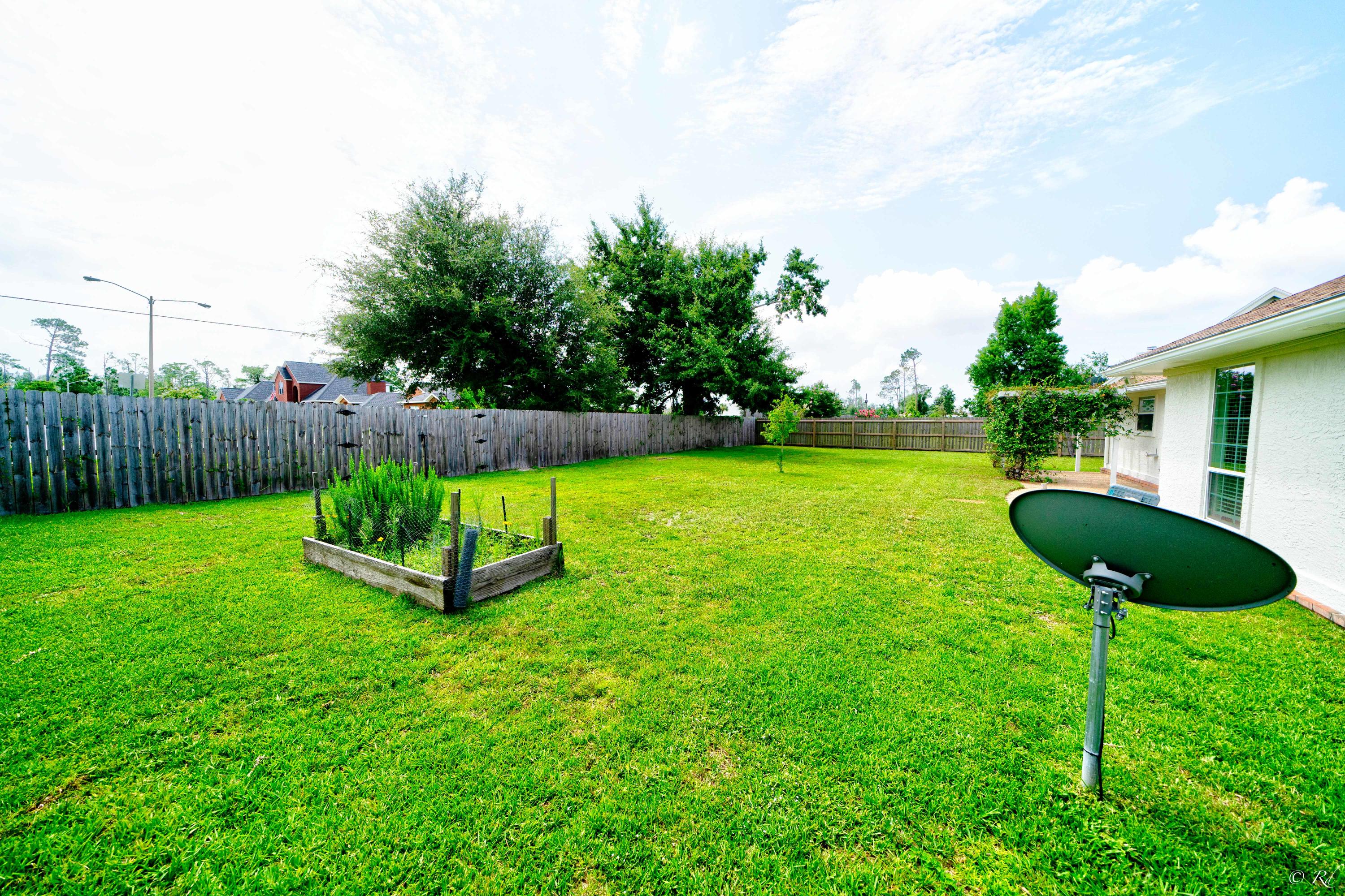 FOREST PARK EAST UNIT 3 - Residential