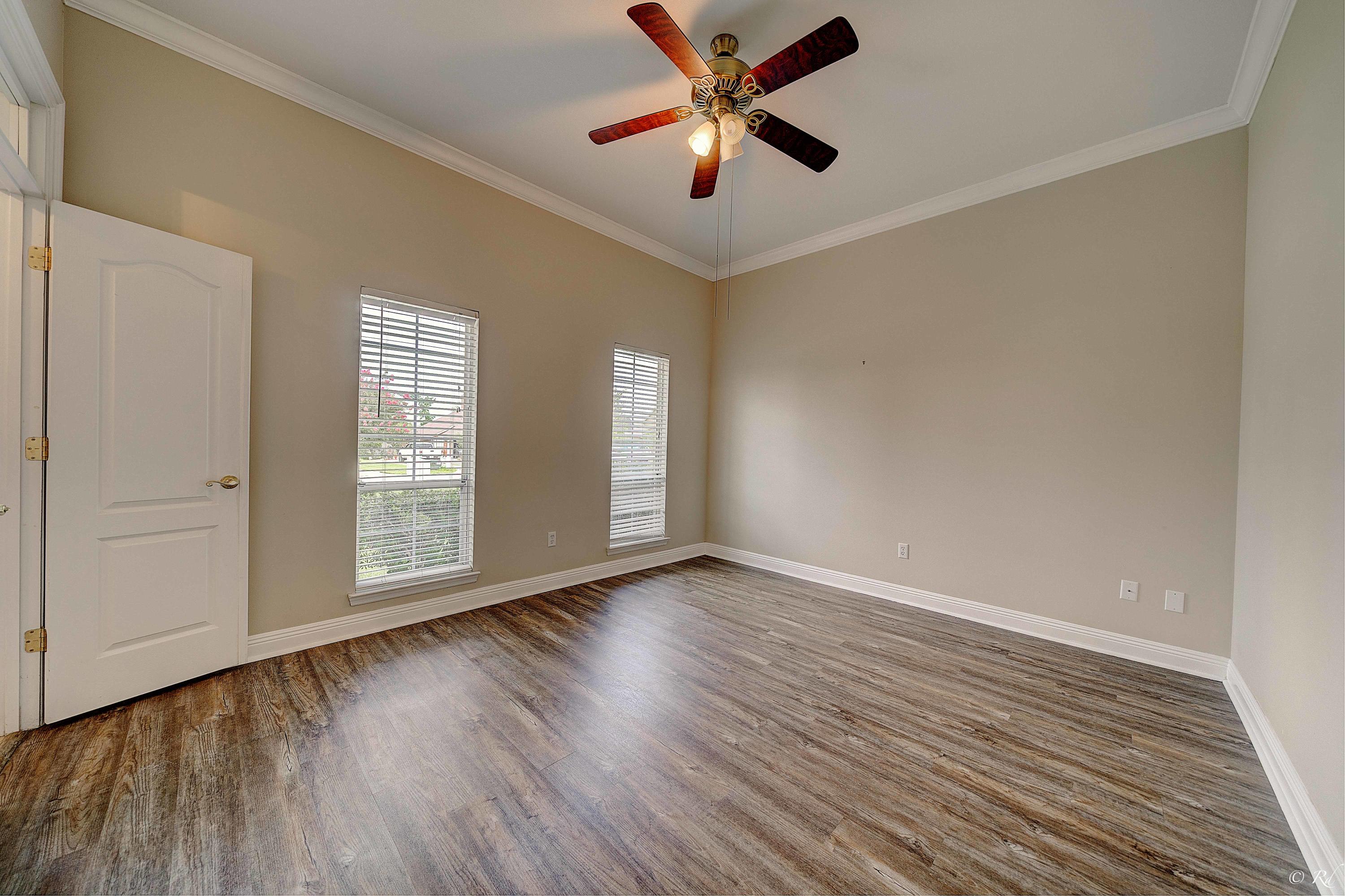 FOREST PARK EAST UNIT 3 - Residential