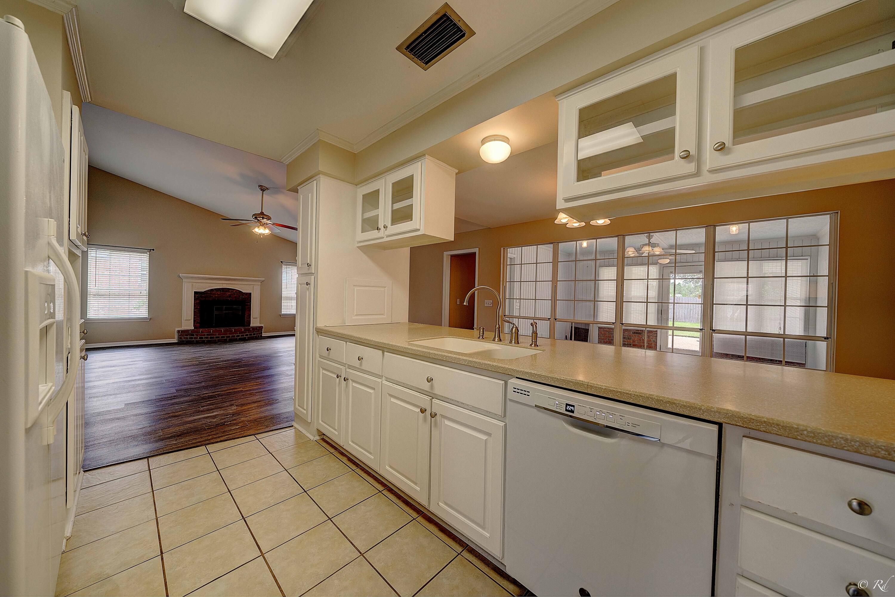 FOREST PARK EAST UNIT 3 - Residential