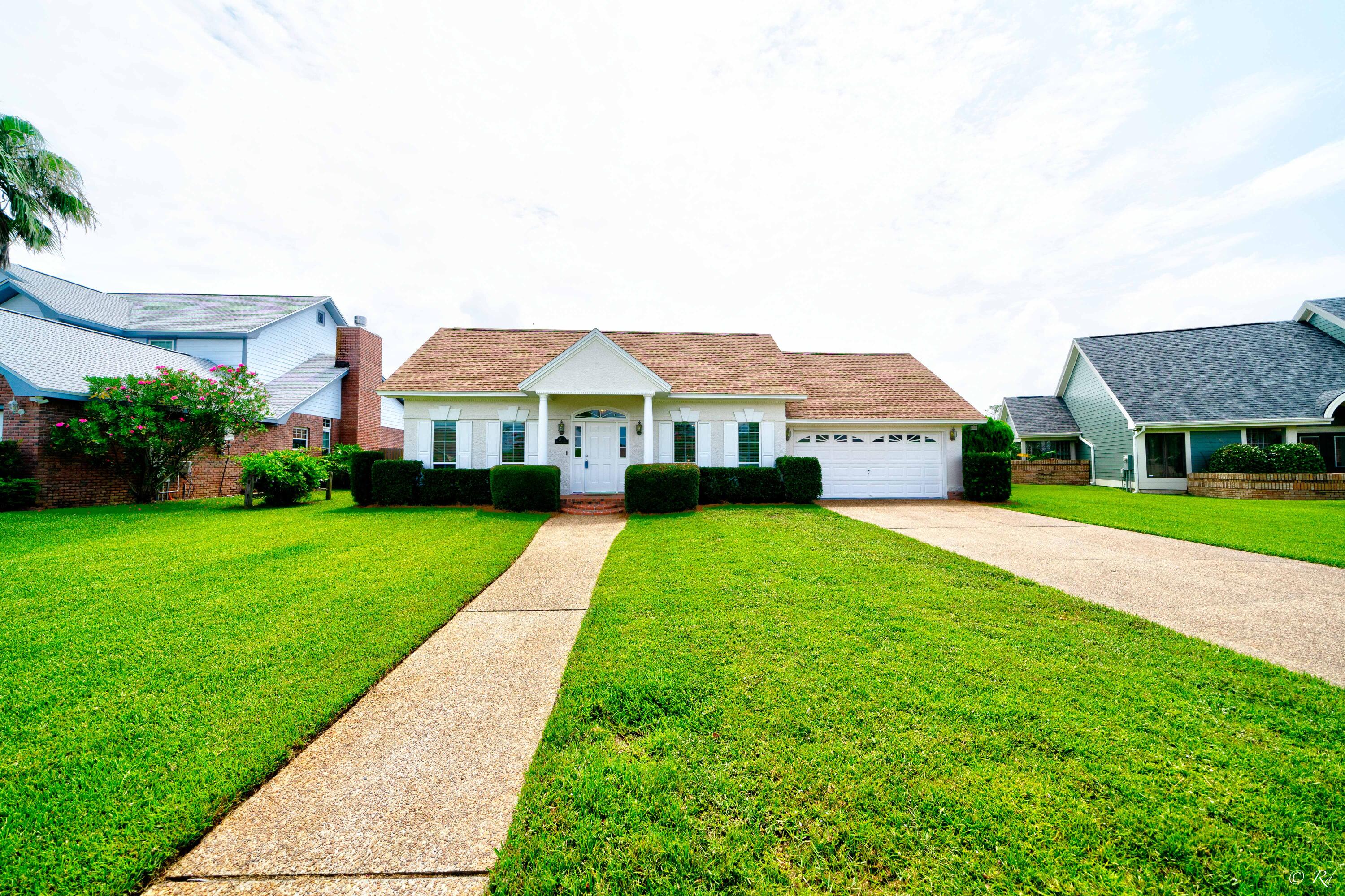 FOREST PARK EAST UNIT 3 - Residential