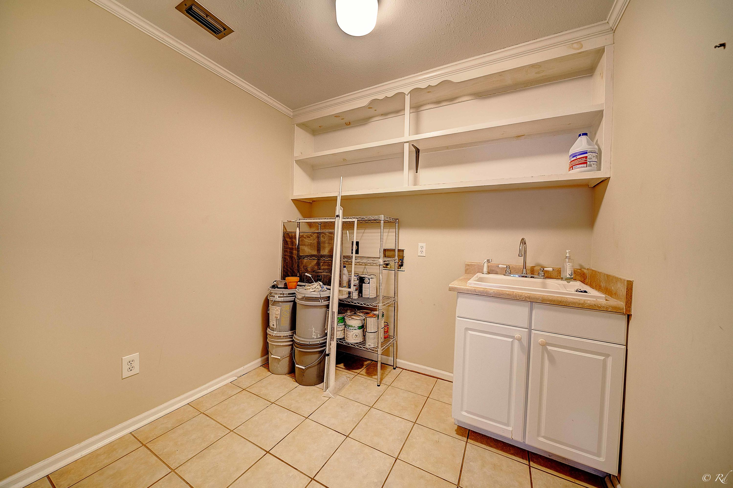 FOREST PARK EAST UNIT 3 - Residential