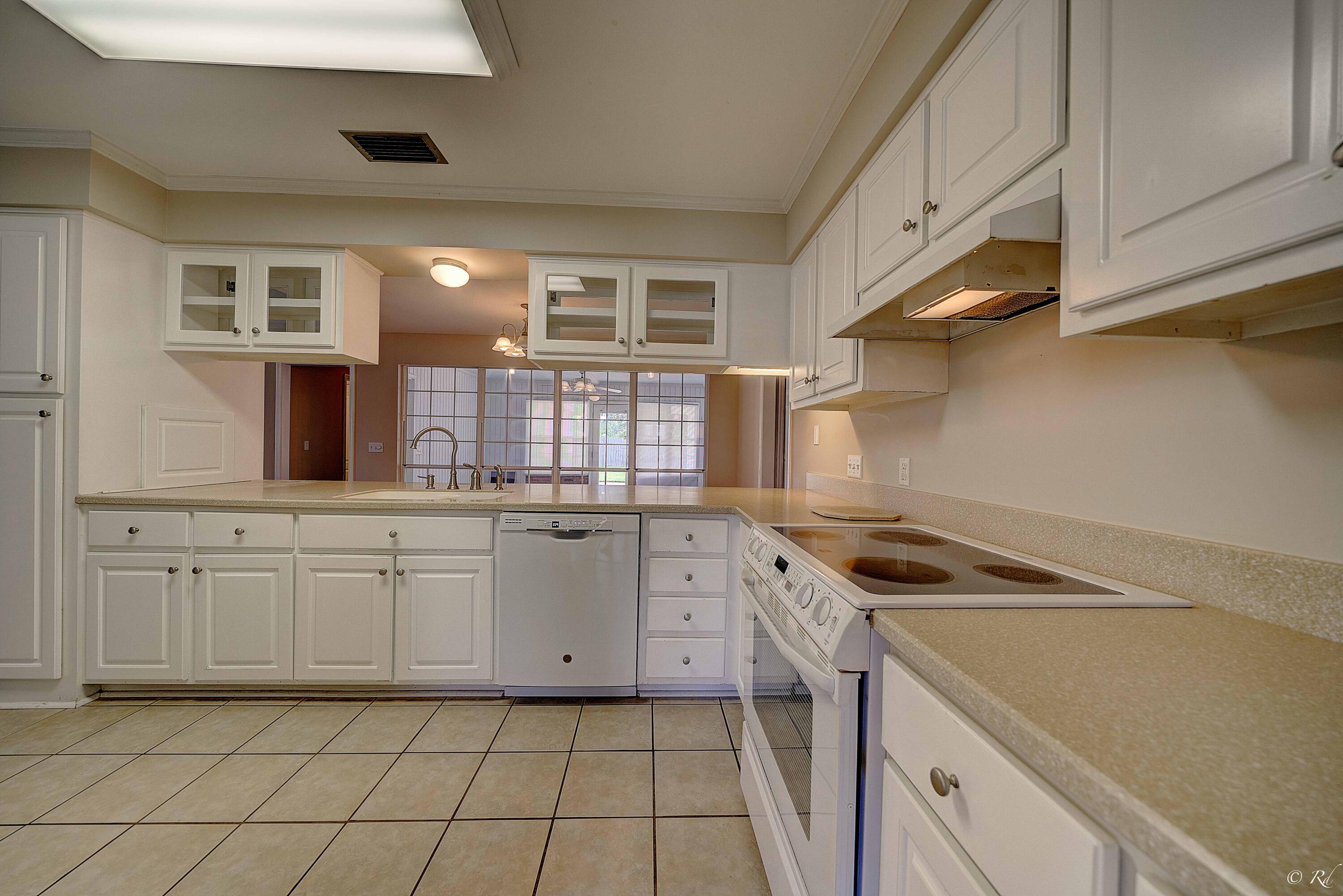 FOREST PARK EAST UNIT 3 - Residential