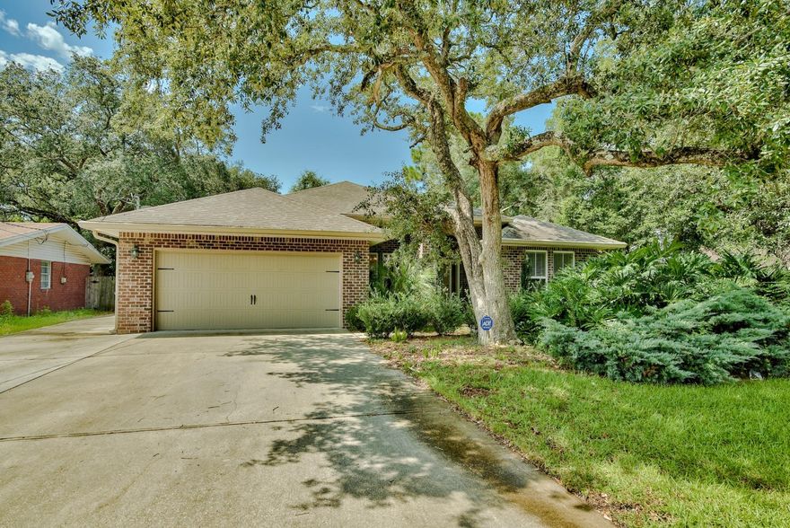 The Perfect Home! This quality constructed, beautifully appointed home was built in 2012 by a Multiple Award-Winning Local Builder & Consecutive Parade of Homes Winner. This Open Concept Home offers 4 well Sized Bedrooms & 2 Bathrooms. At the front of the home is the perfect space for a Formal Dining or Sitting Area. This space effortlessly transitions in to the Kitchen, which is truly every Chef's Dream with Maple Wood Cabinetry, Commercial Grade built-in frig./freezer, Stainless Appliances, Spacious Bar, & a Separate Island. This Dream Kitchen also features a Reverse Osmosis Water Filtration System & Commercial Faucet at the Sink, Granite Counters, & Two Separate Pantries. The Living Area is positioned off of the Kitchen with the large Bar in-between, making it the perfect space to....