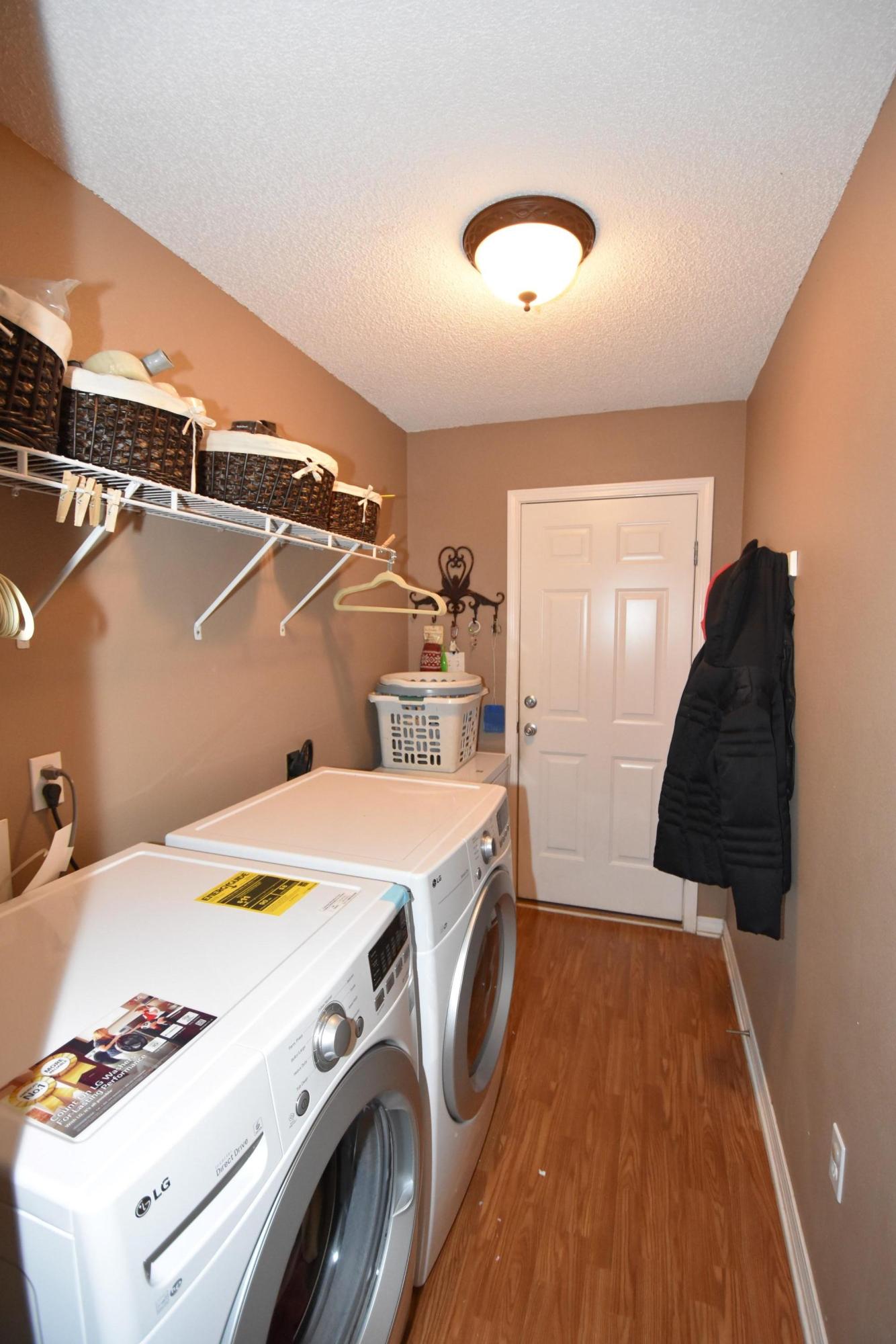 LEE FARMS PH I - Residential