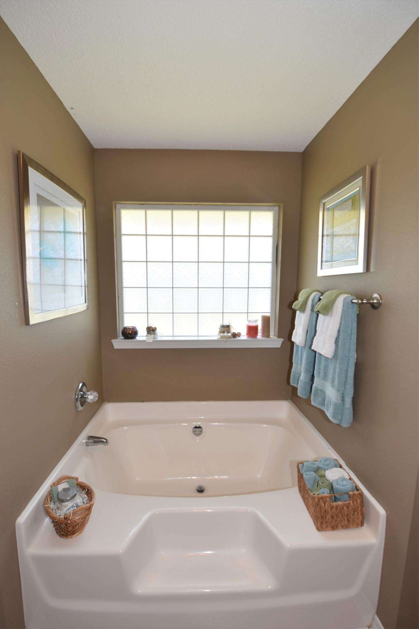 LEE FARMS PH I - Residential