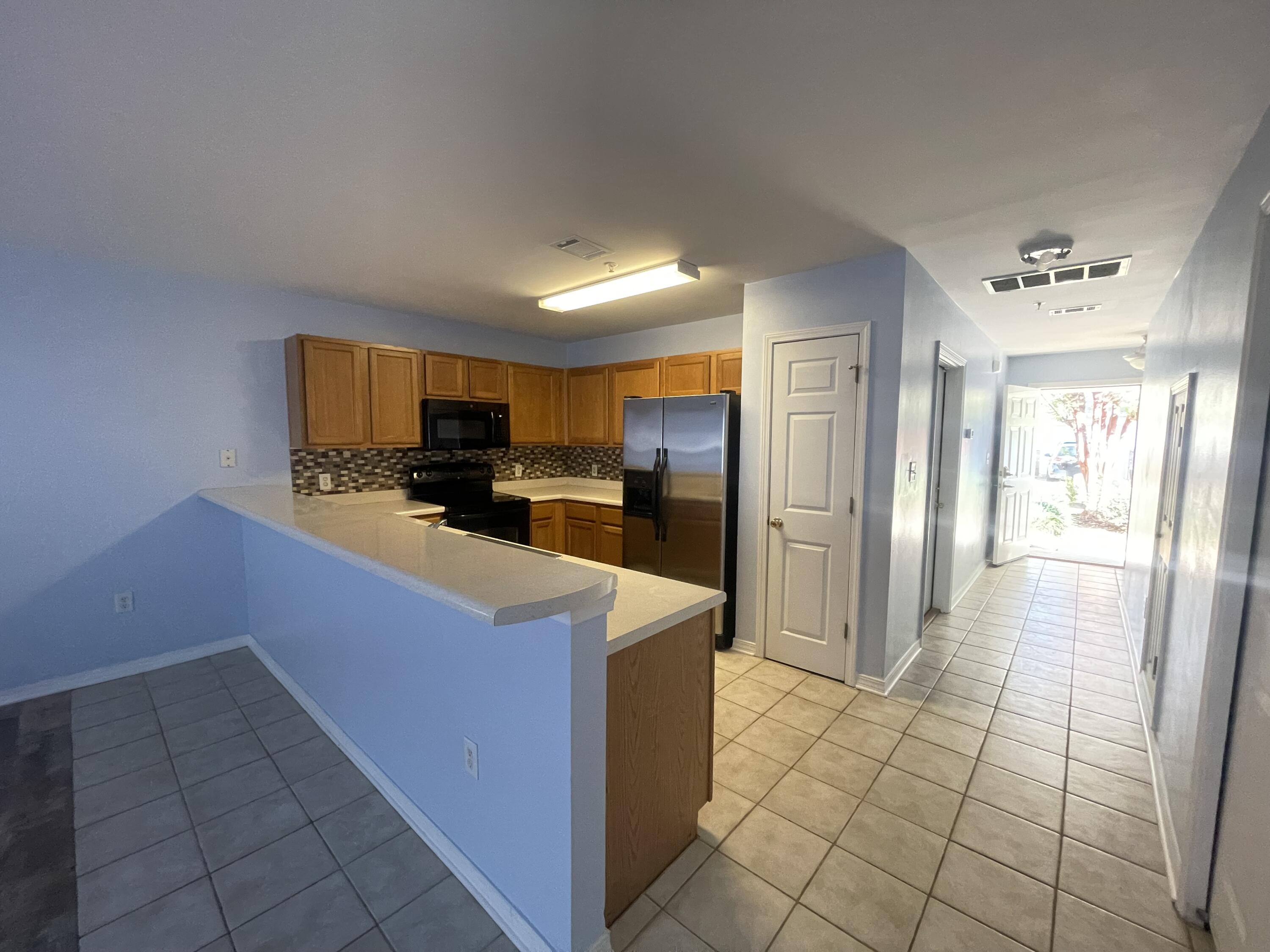 SHELL PARK CONDO - Residential Lease