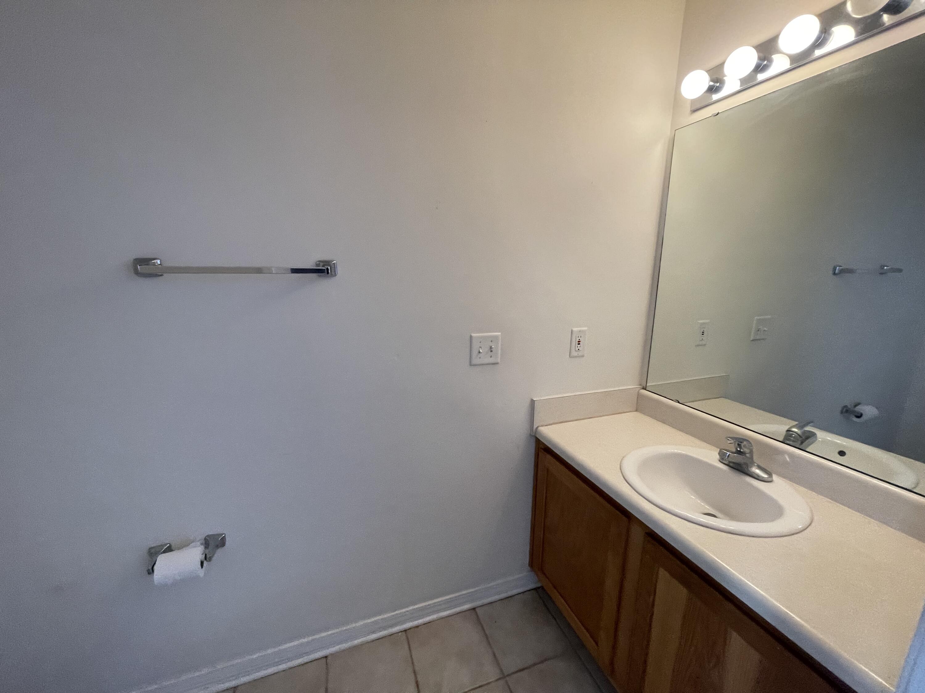 SHELL PARK CONDO - Residential Lease