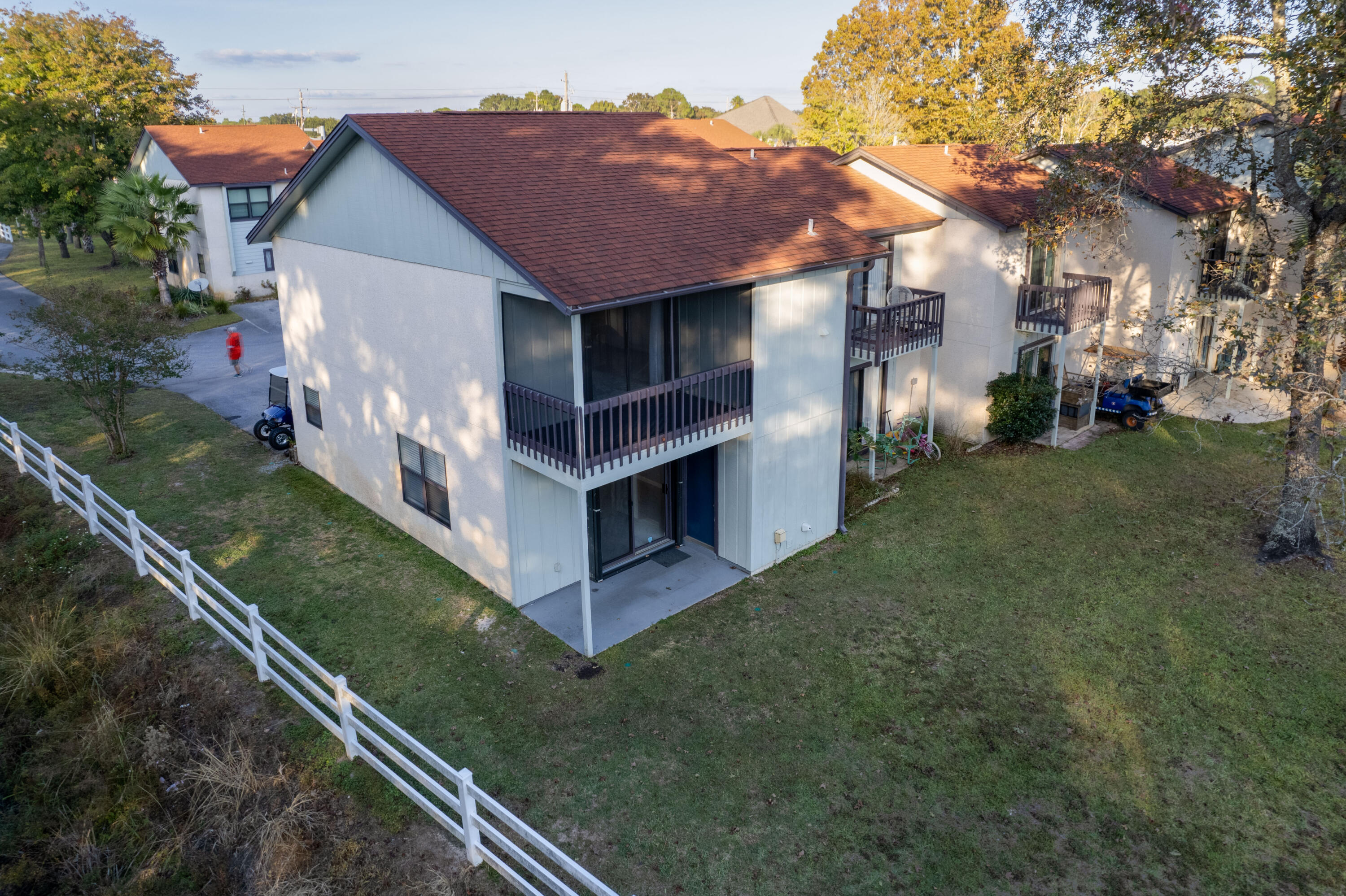 LA MAR WEST T/H PH 2 - Residential