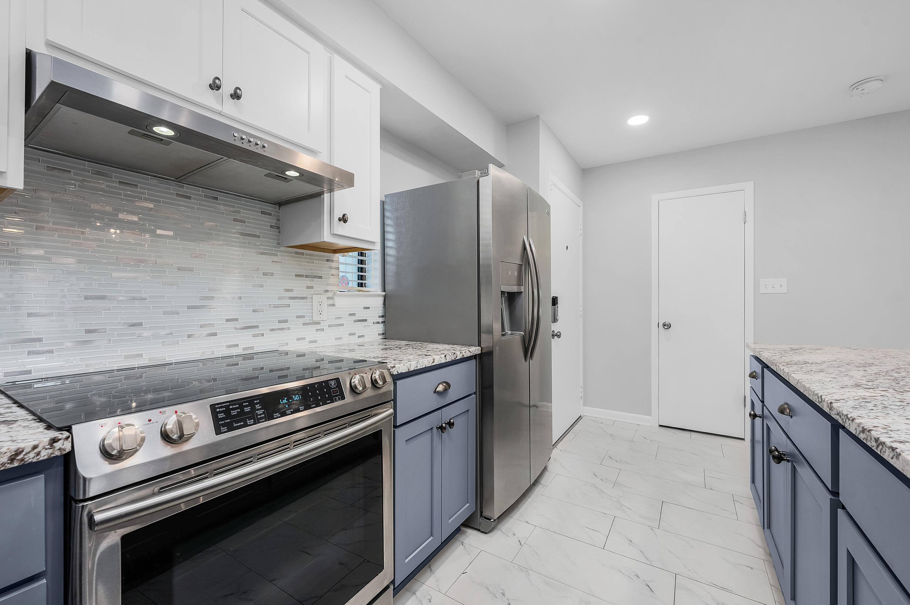 LA MAR WEST T/H PH 2 - Residential