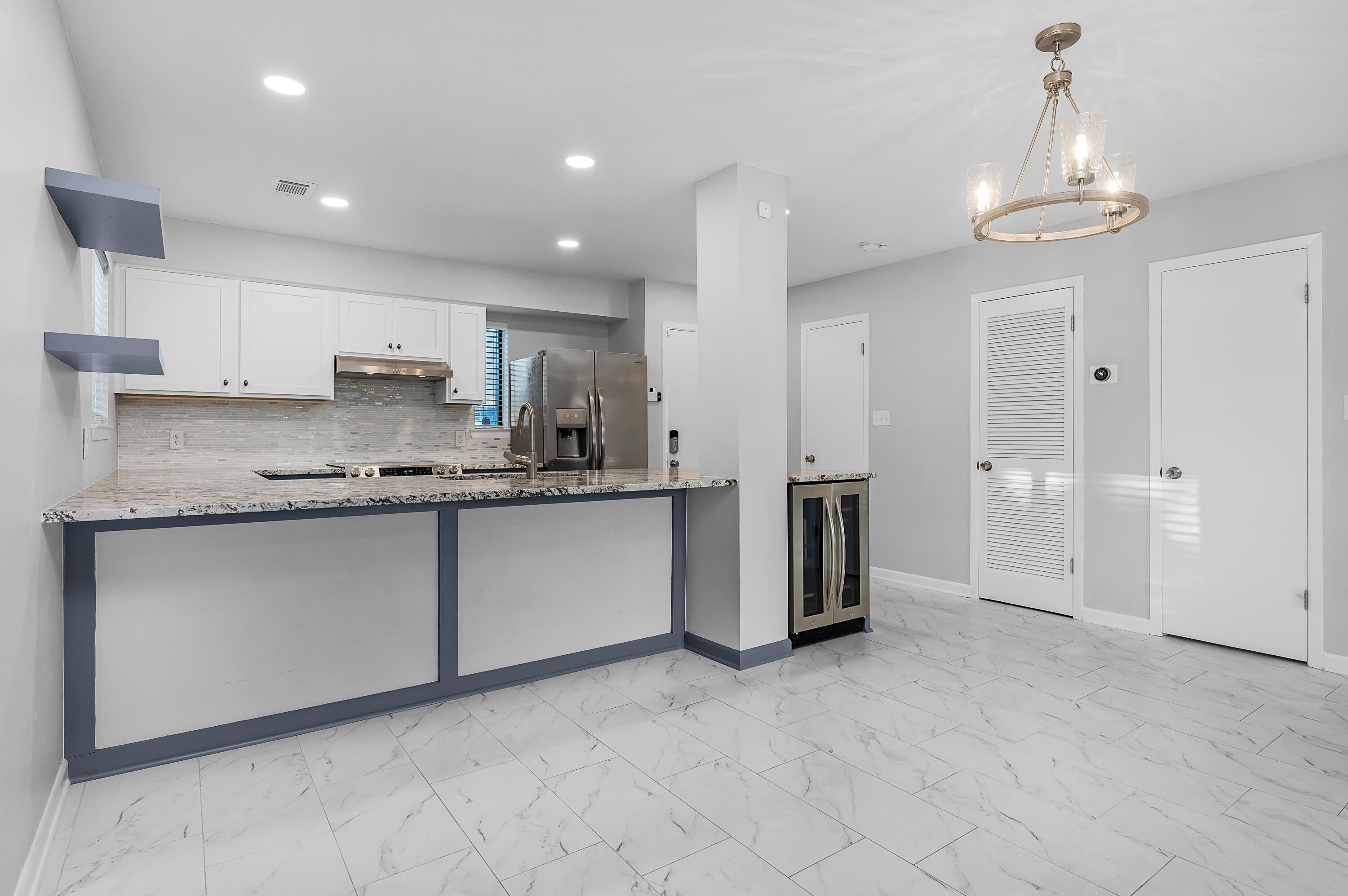 LA MAR WEST T/H PH 2 - Residential